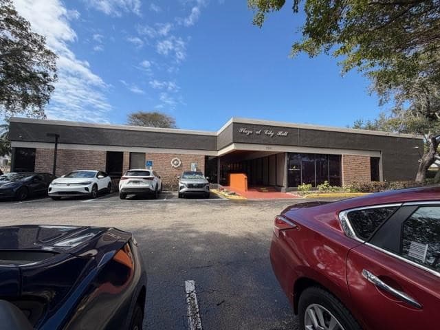 7301 NW 4th Street 104, Plantation, FL 33317 — photo 1 of 22