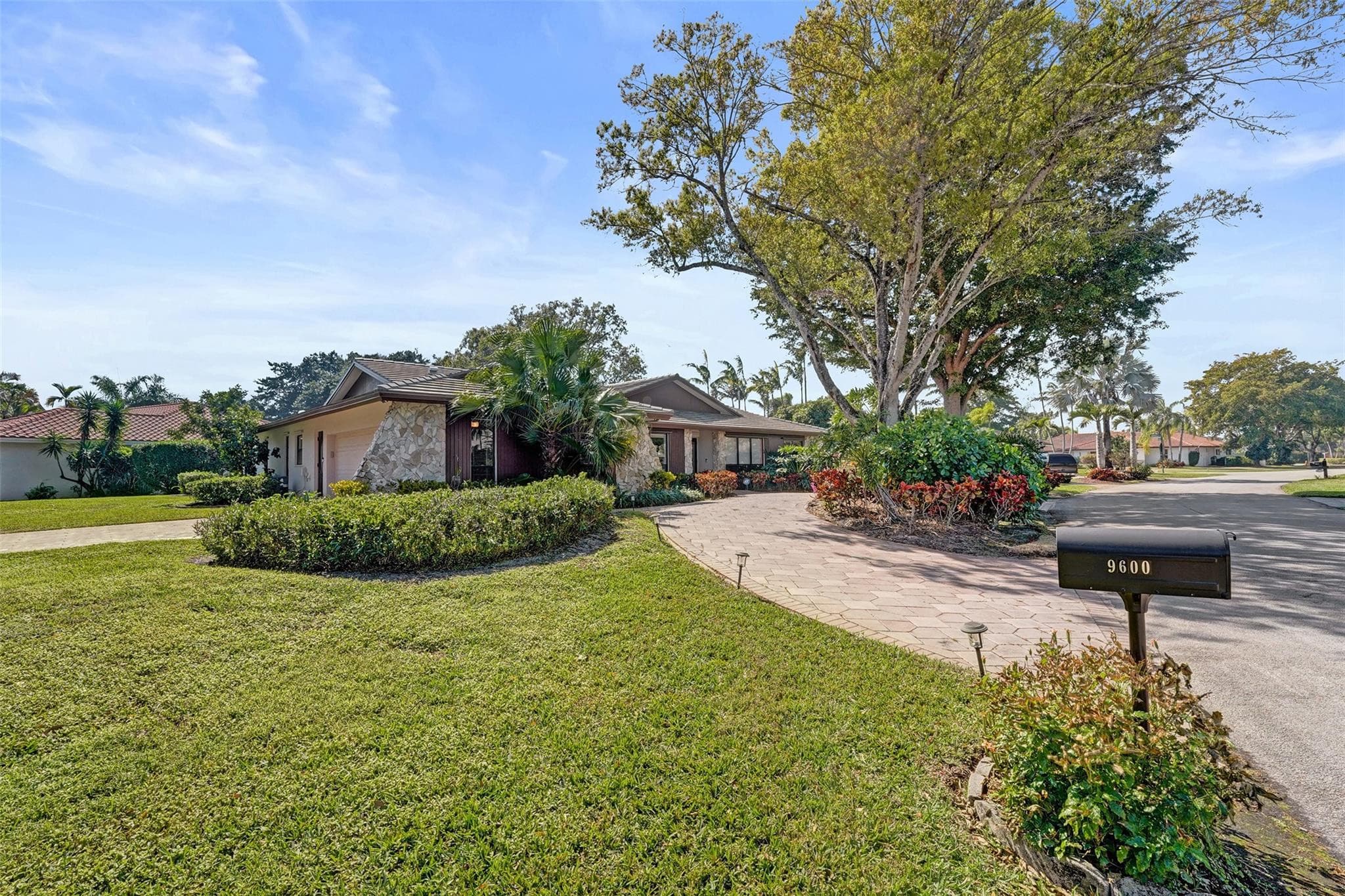 9600 Conch Shell Manor, Plantation, FL 33324 — photo 1 of 29