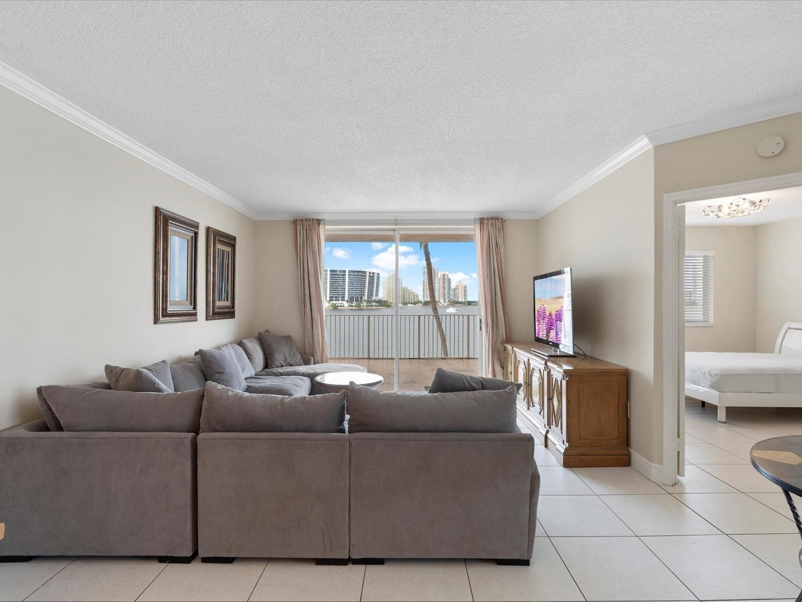 18260 N Bay Road 304, Sunny Isles Beach, FL 33160 — photo 22 of 53