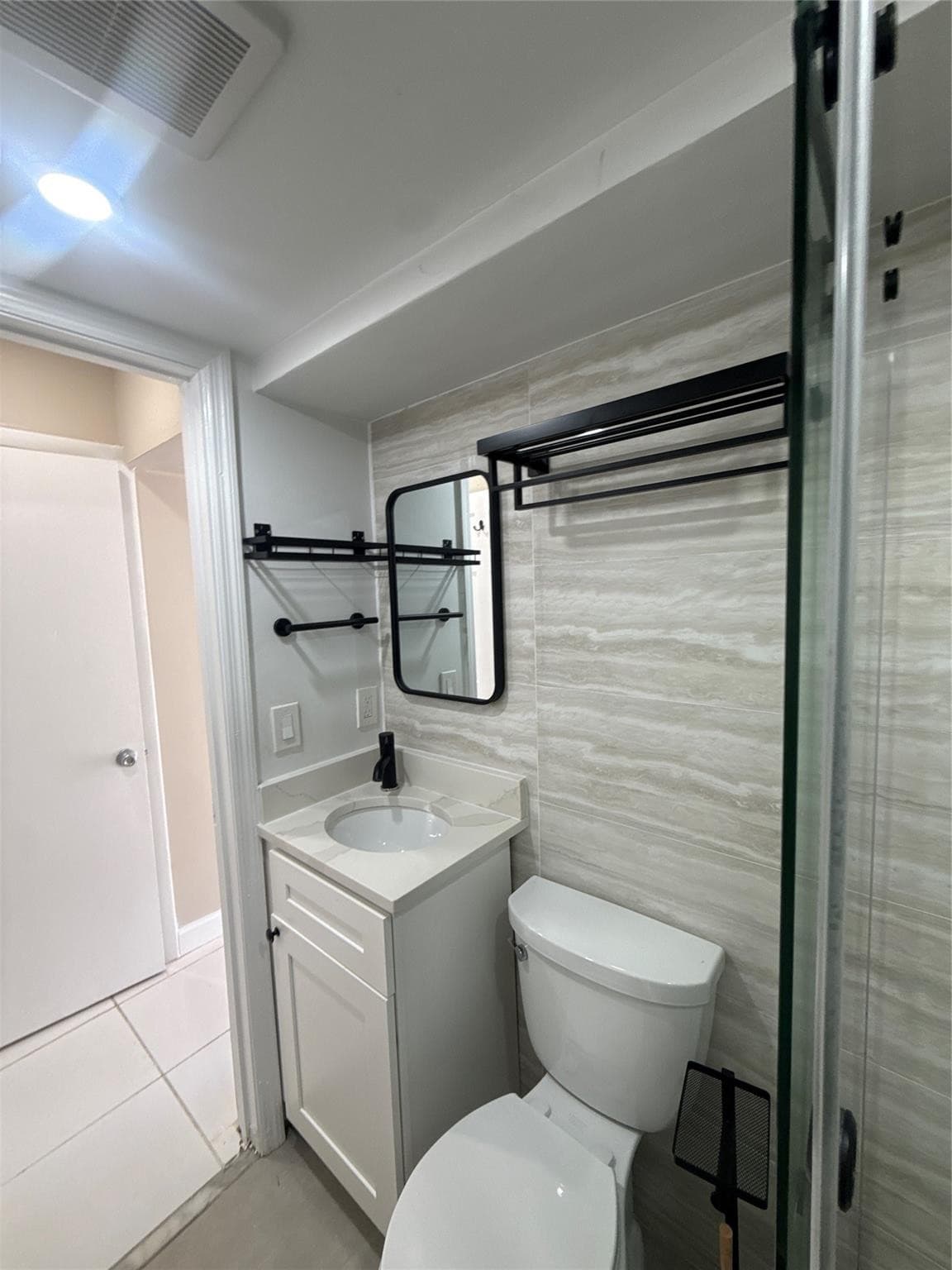 299 SE 12th Avenue, Deerfield Beach, FL 33441 — photo 11 of 18