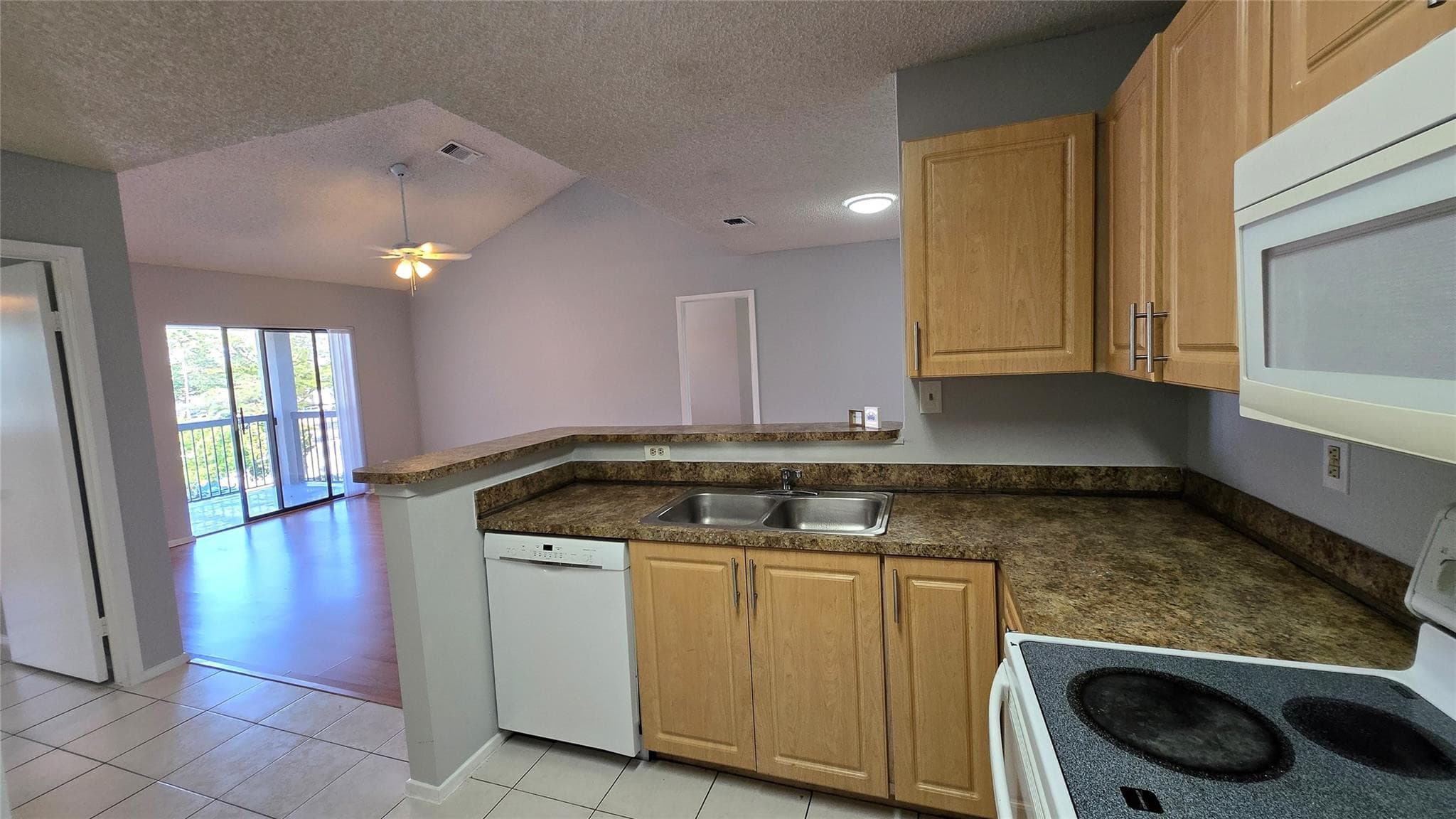 11205 W Atlantic Boulevard 305, Coral Springs, FL 33071 — photo 5 of 33