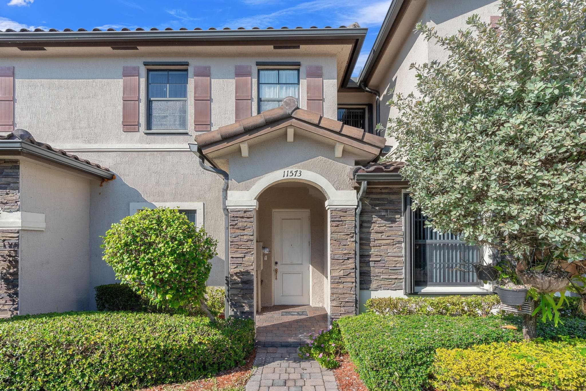 11573 SW 248th Terrace 11573, Homestead, FL 33032 — photo 1 of 42