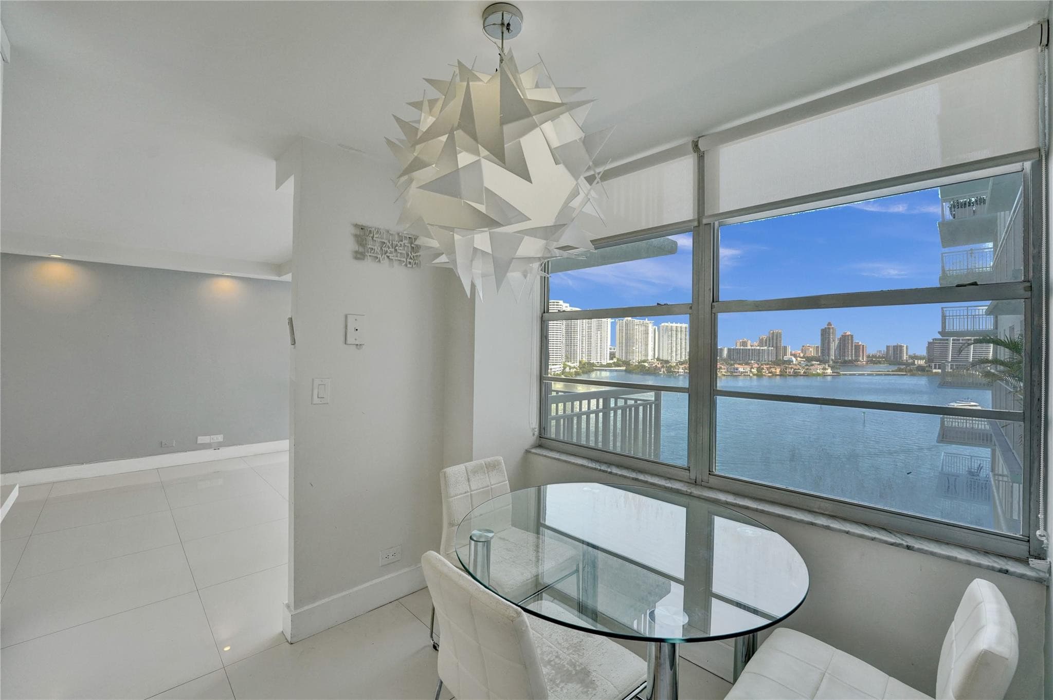 301 174th Street 1401, Sunny Isles Beach, FL 33160 — photo 11 of 15