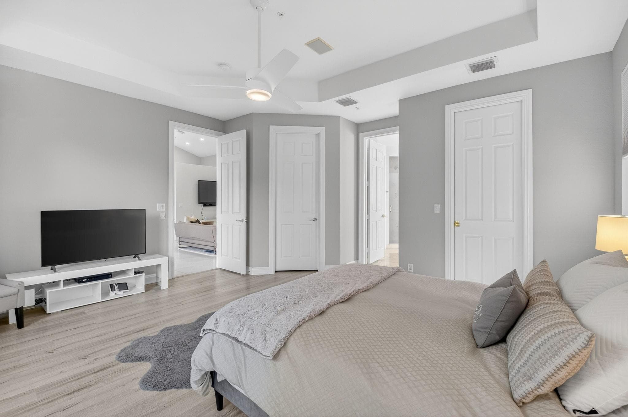 23 Royal Palm Way 18, Boca Raton, FL 33432 — photo 22 of 41