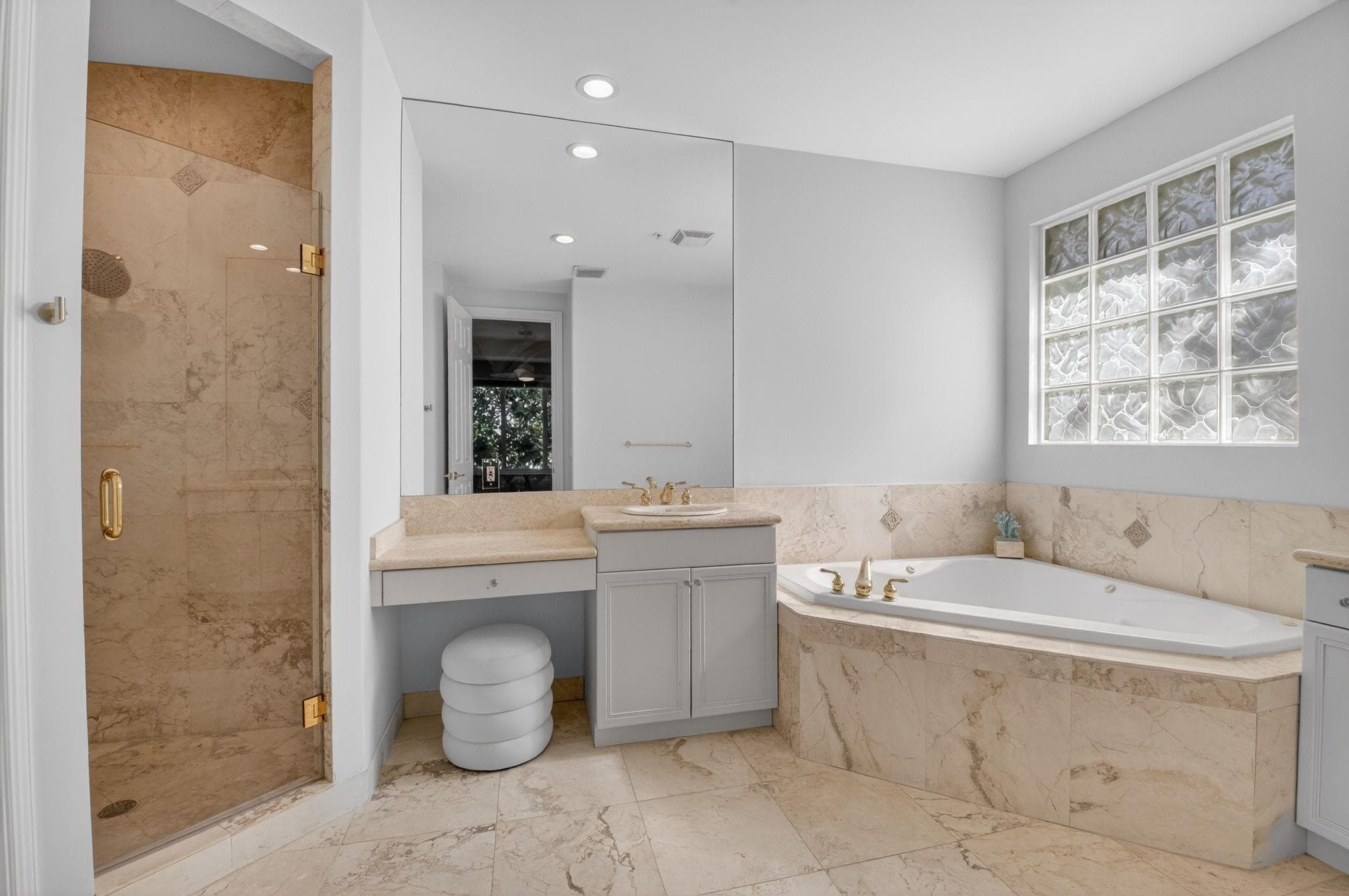 23 Royal Palm Way 18, Boca Raton, FL 33432 — photo 23 of 41