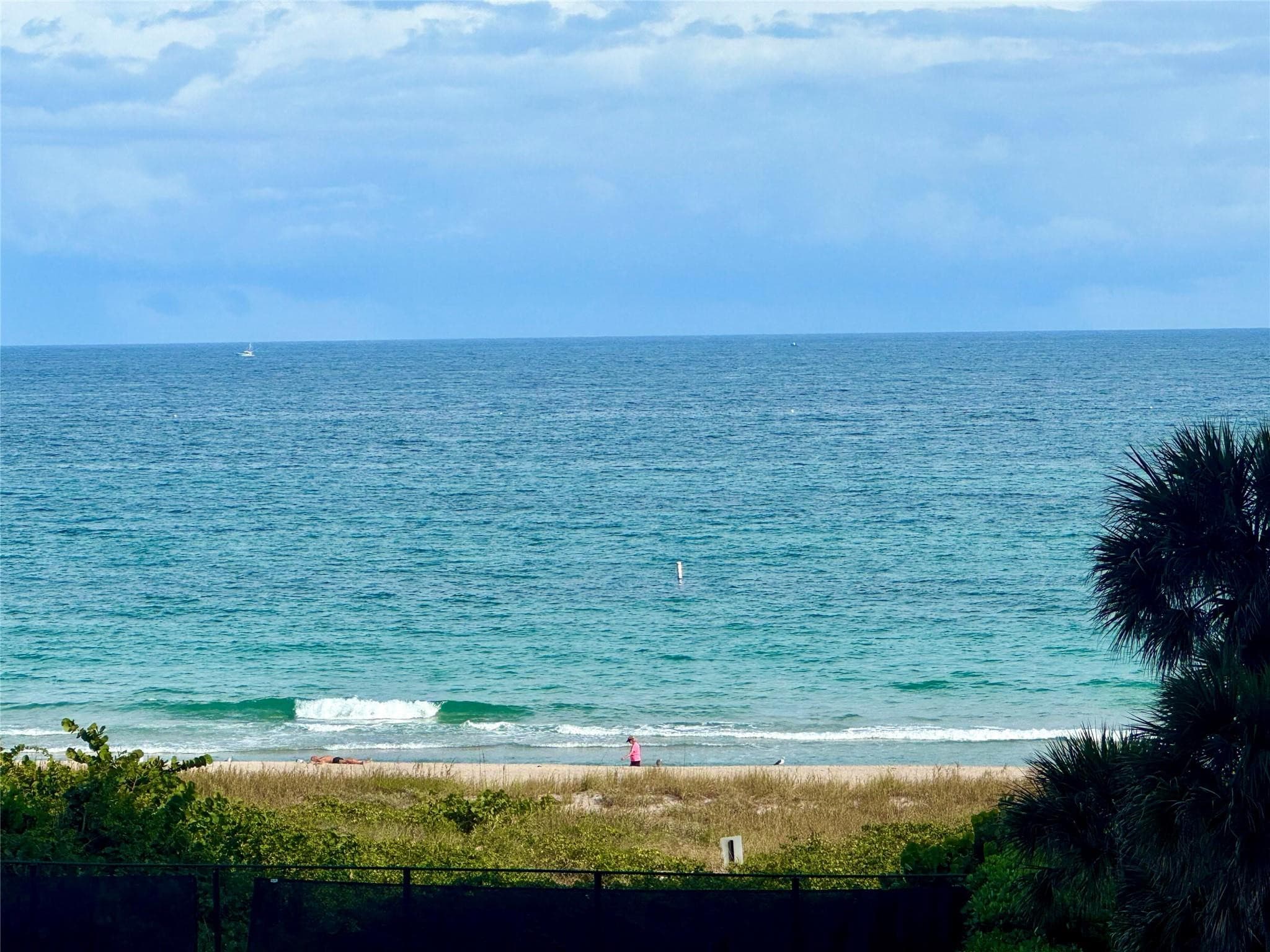 1800 S Ocean Boulevard 410, Lauderdale-By-The-Sea, FL 33062 — photo 2 of 72
