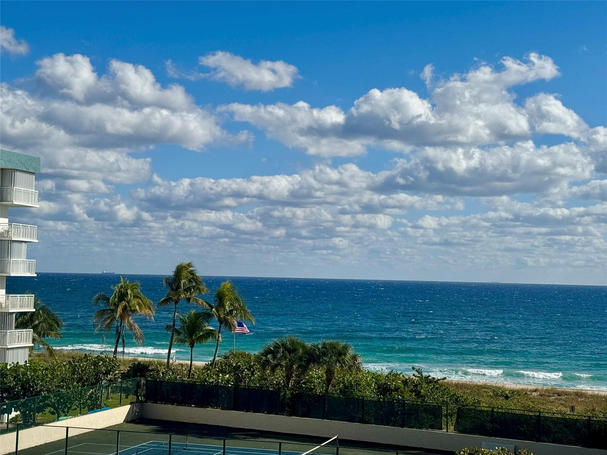 1800 S Ocean Boulevard 410, Lauderdale-By-The-Sea, FL 33062 — photo