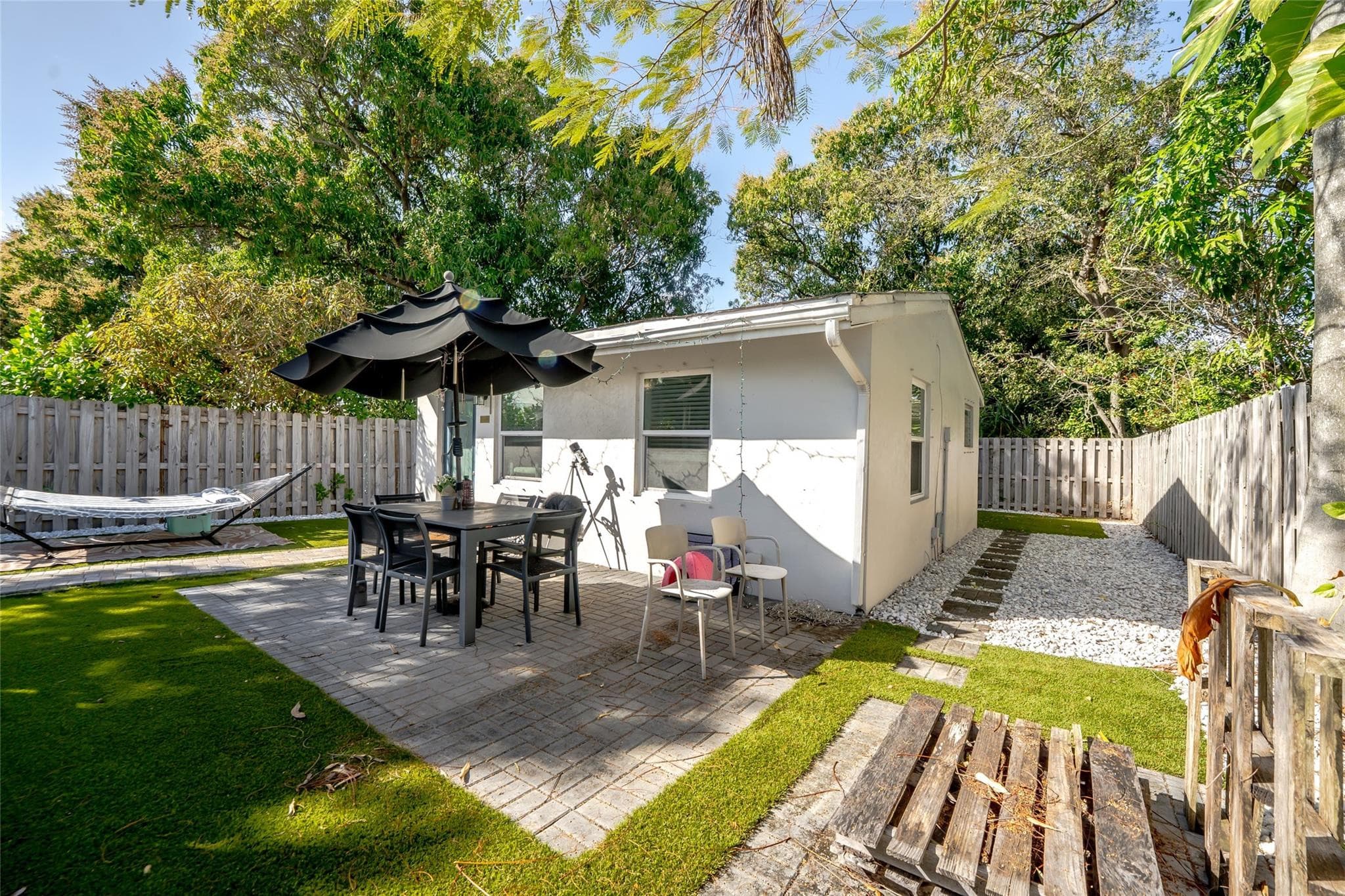 659 NE 32nd Street, Oakland Park, FL 33334 — photo 25 of 38