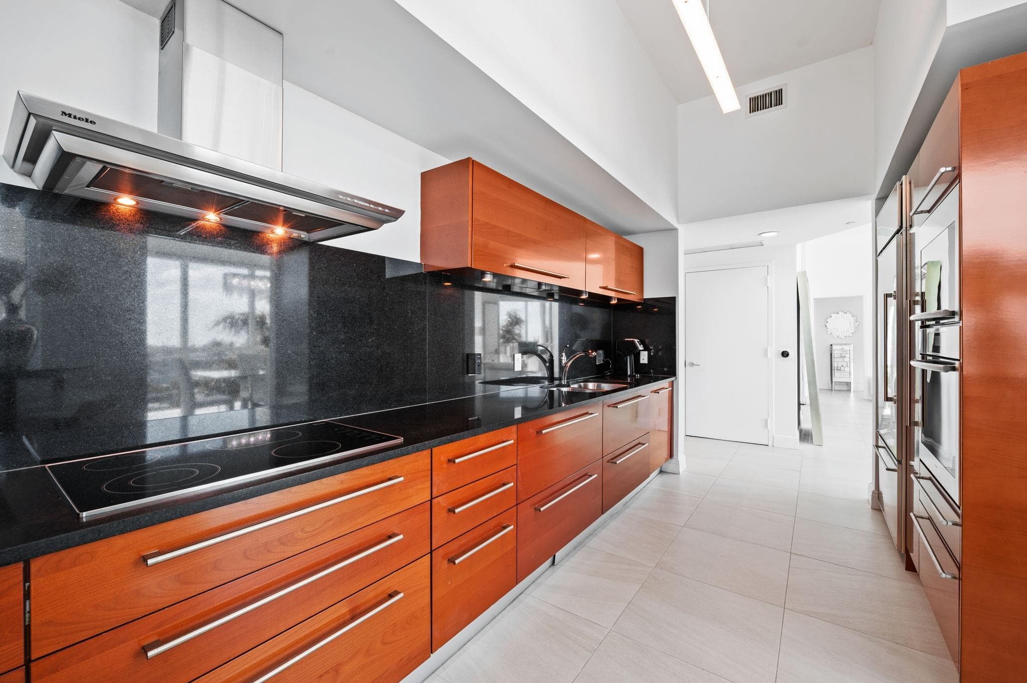 101 S Fort Lauderdale Beach Boulevard 607, Fort Lauderdale, FL 33316 — photo 13 of 34