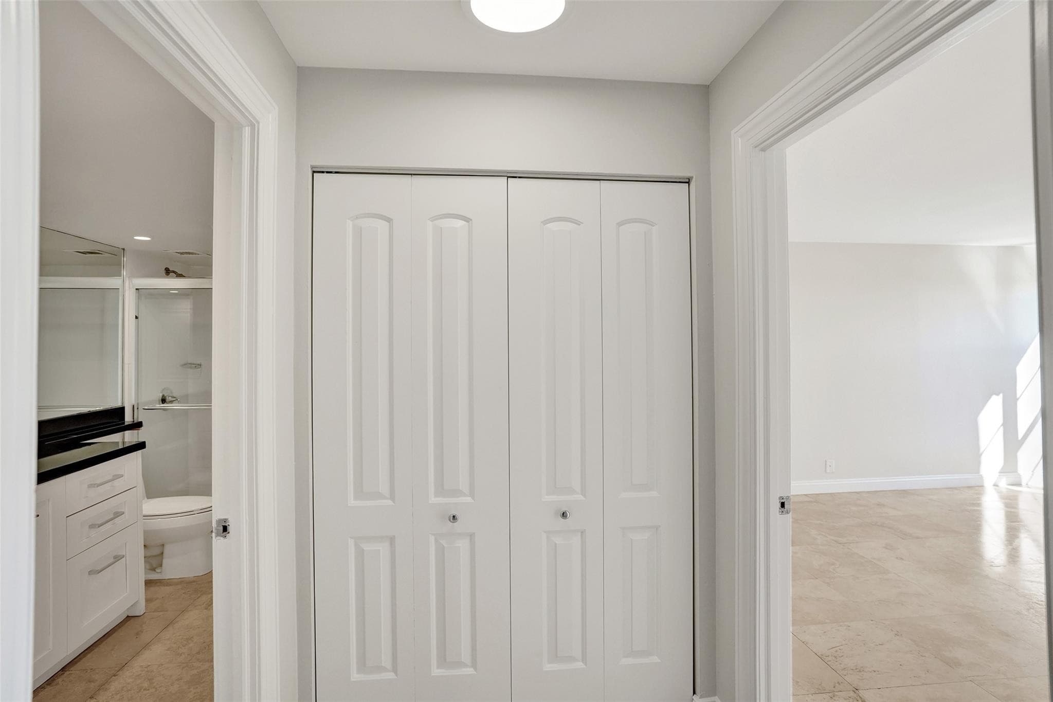 4 Royal Palm Way 503, Boca Raton, FL 33432 — photo 20 of 36