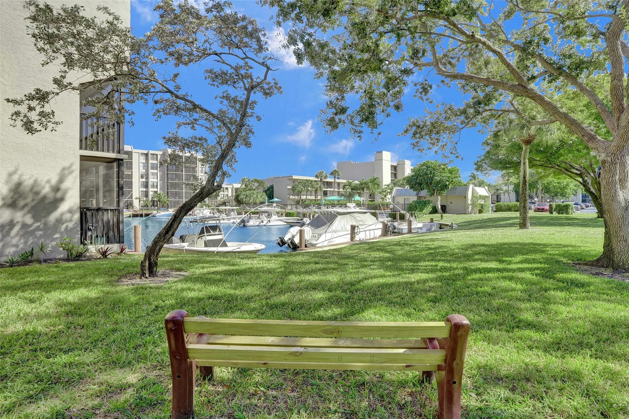 4 Royal Palm Way 503, Boca Raton, FL 33432 — photo 33 of 36