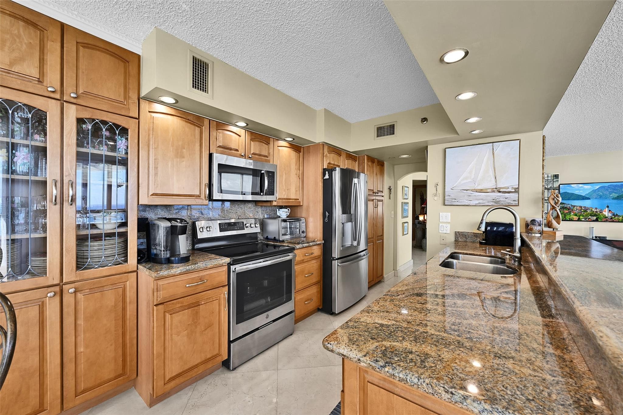 16425 Collins Avenue 2011, Sunny Isles Beach, FL 33160 — photo 28 of 53