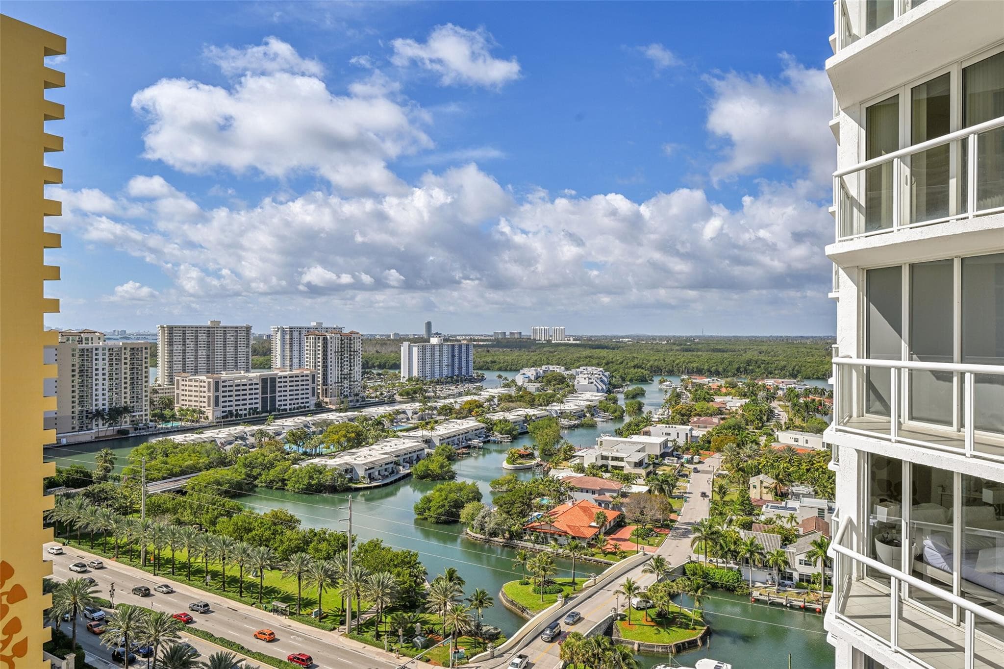 16425 Collins Avenue 2011, Sunny Isles Beach, FL 33160 — photo 40 of 53