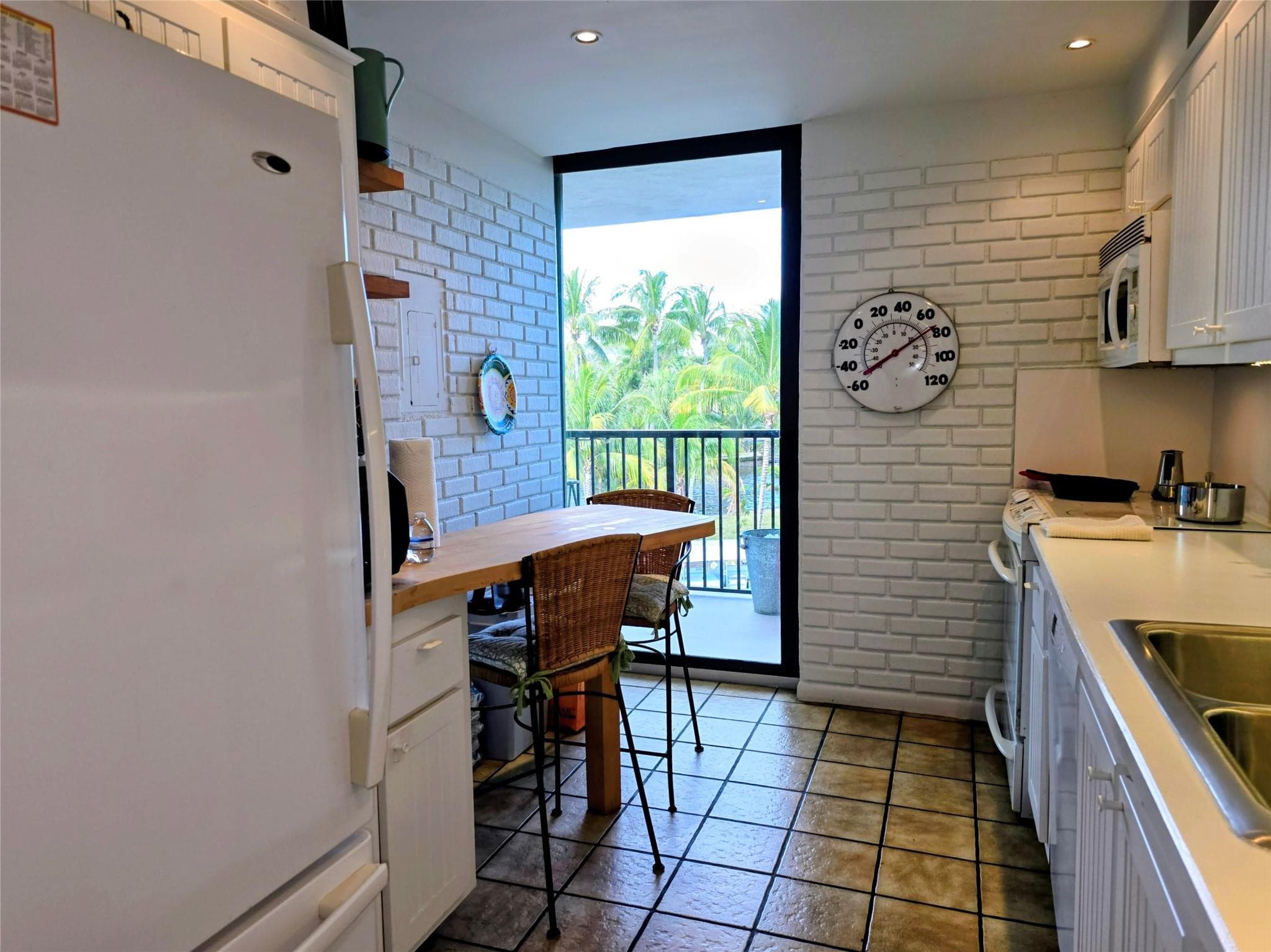 1301 River Reach Drive 304, Fort Lauderdale, FL 33315 — photo 8 of 31