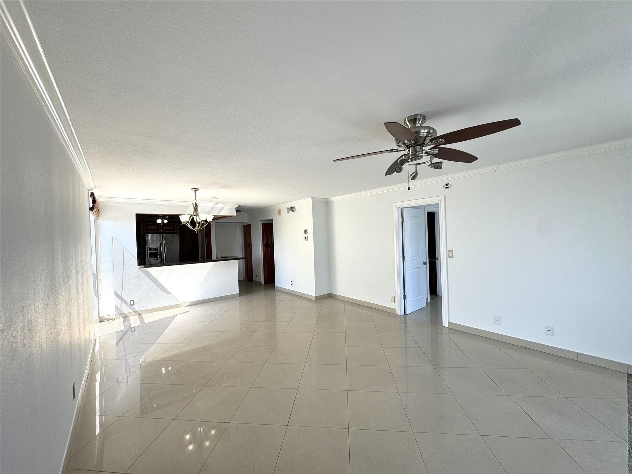 4800 Bayview Drive 406, Fort Lauderdale, FL 33308 — photo 3 of 26