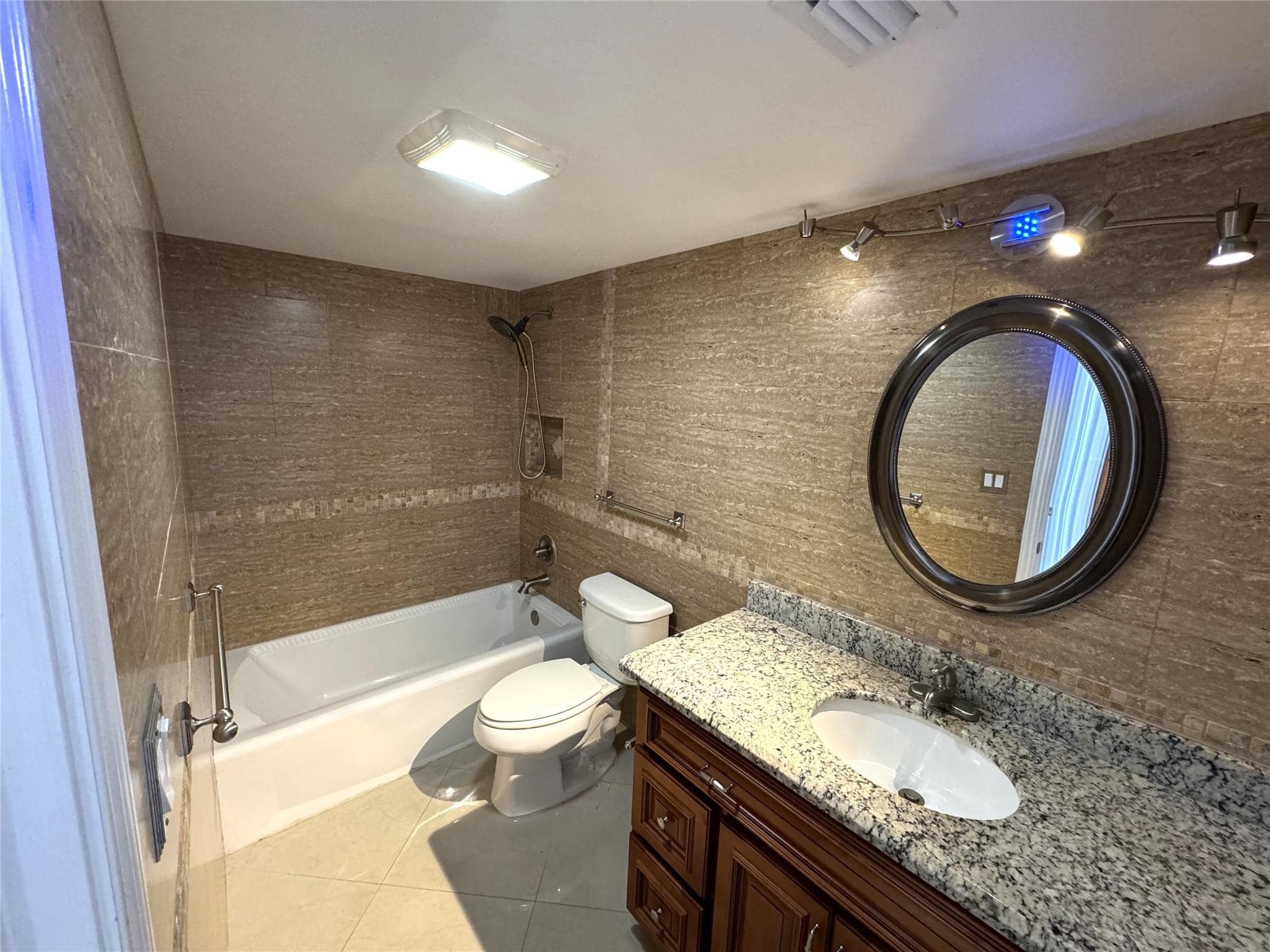 4800 Bayview Drive 406, Fort Lauderdale, FL 33308 — photo 7 of 26