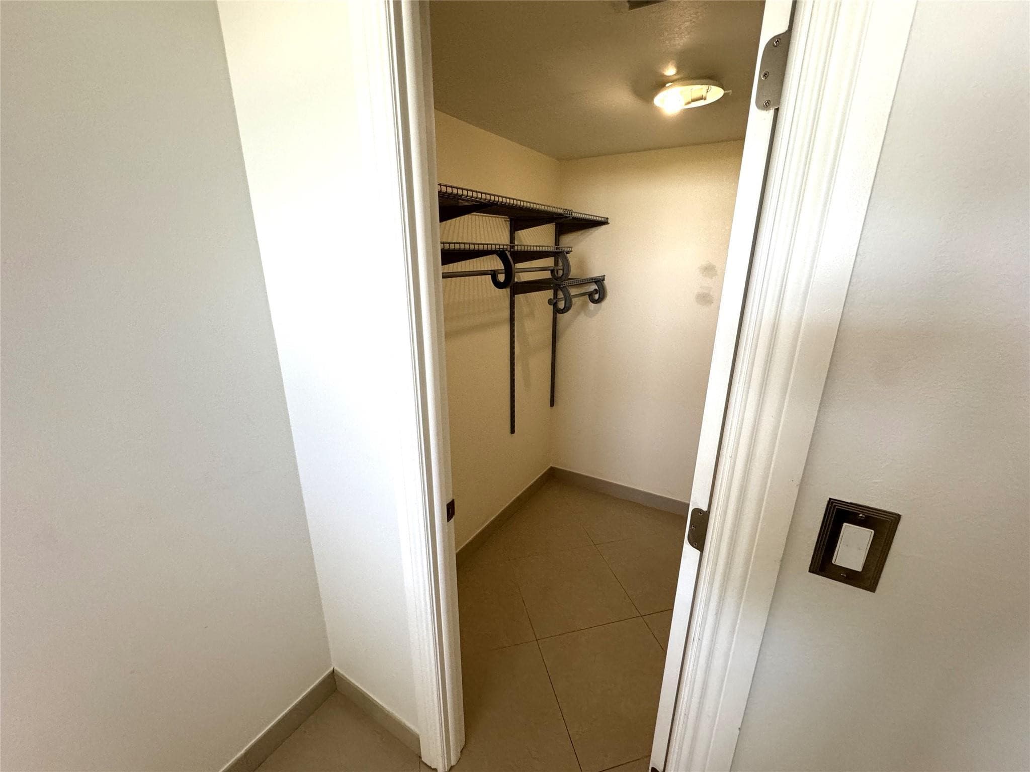 4800 Bayview Drive 406, Fort Lauderdale, FL 33308 — photo 12 of 26