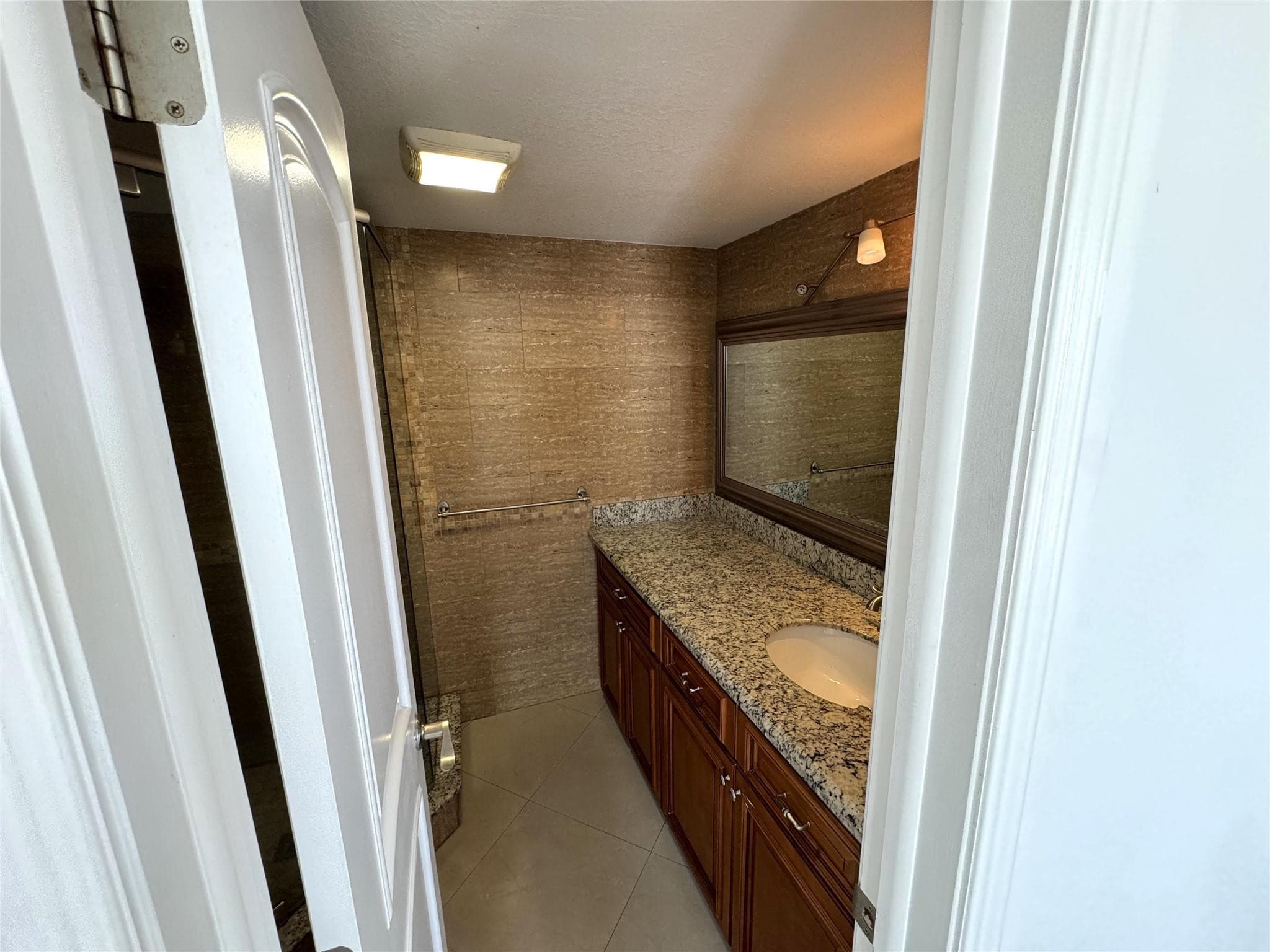 4800 Bayview Drive 406, Fort Lauderdale, FL 33308 — photo 19 of 26