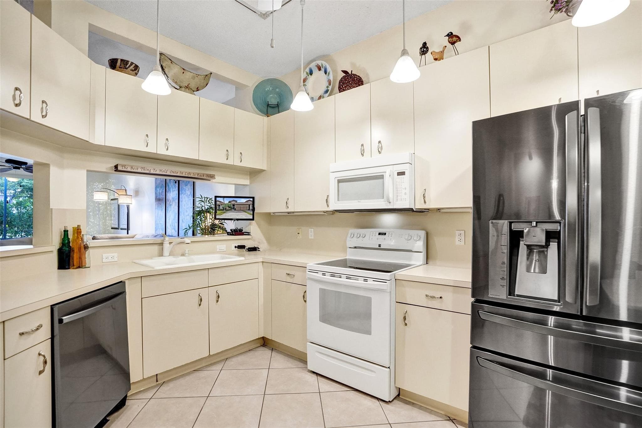 10116 Lombardy Drive 10116, Tamarac, FL 33321 — photo 15 of 48