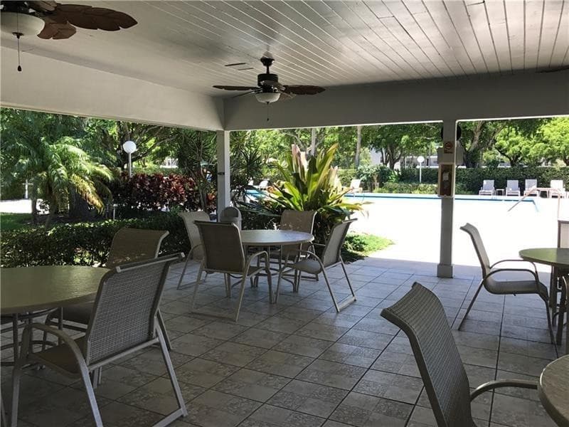 625 Oaks Drive 302, Pompano Beach, FL 33069 — photo 84 of 94