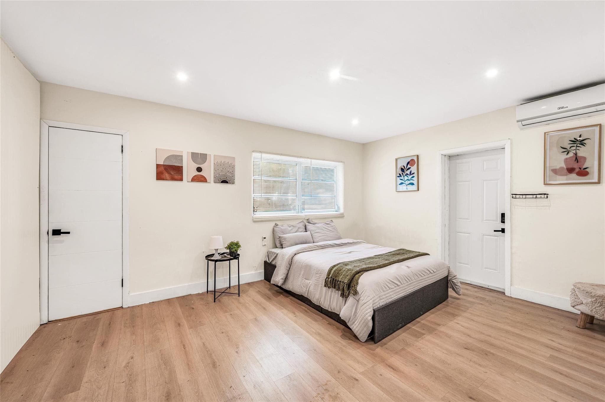 1760 NE 13th Street, Fort Lauderdale, FL 33304 — photo 18 of 30