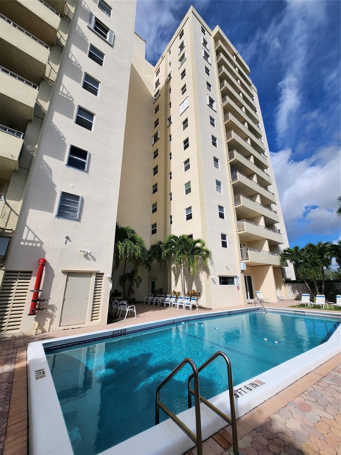 900 NE 18th Avenue 602, Fort Lauderdale, FL 33304 — photo 18 of 36