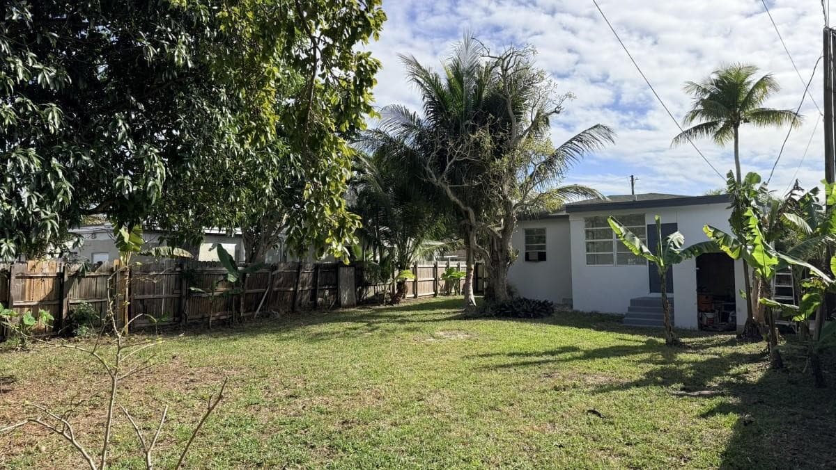 2745 Funston Street, Hollywood, FL 33020 — photo 18 of 24