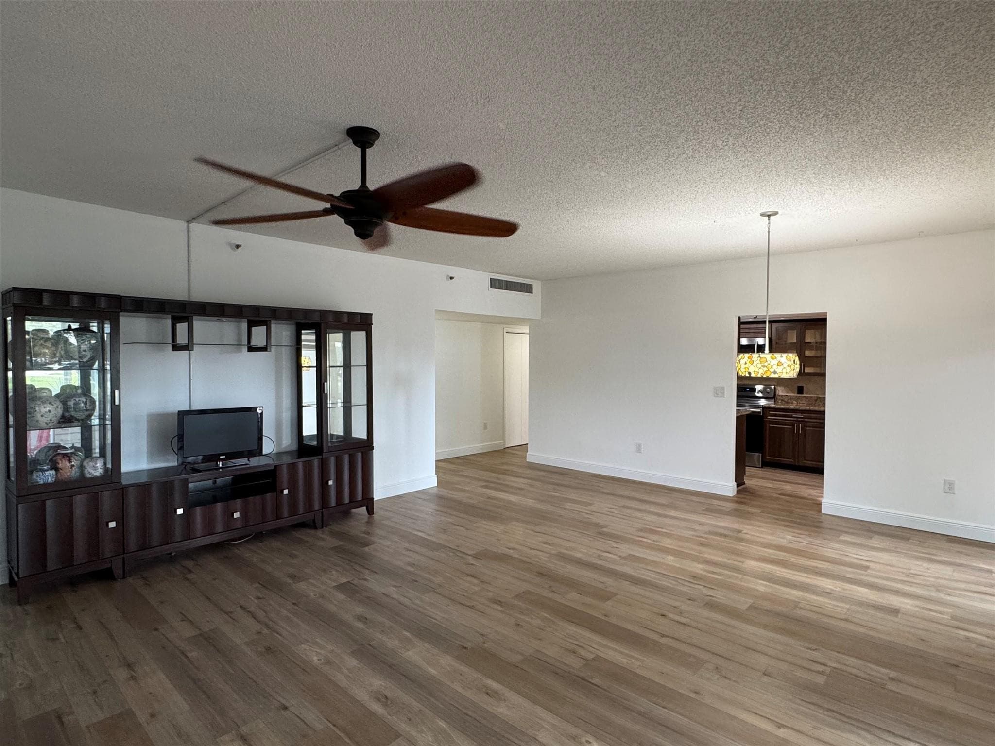 3850 Washington Street 102, Hollywood, FL 33021 — photo 3 of 27
