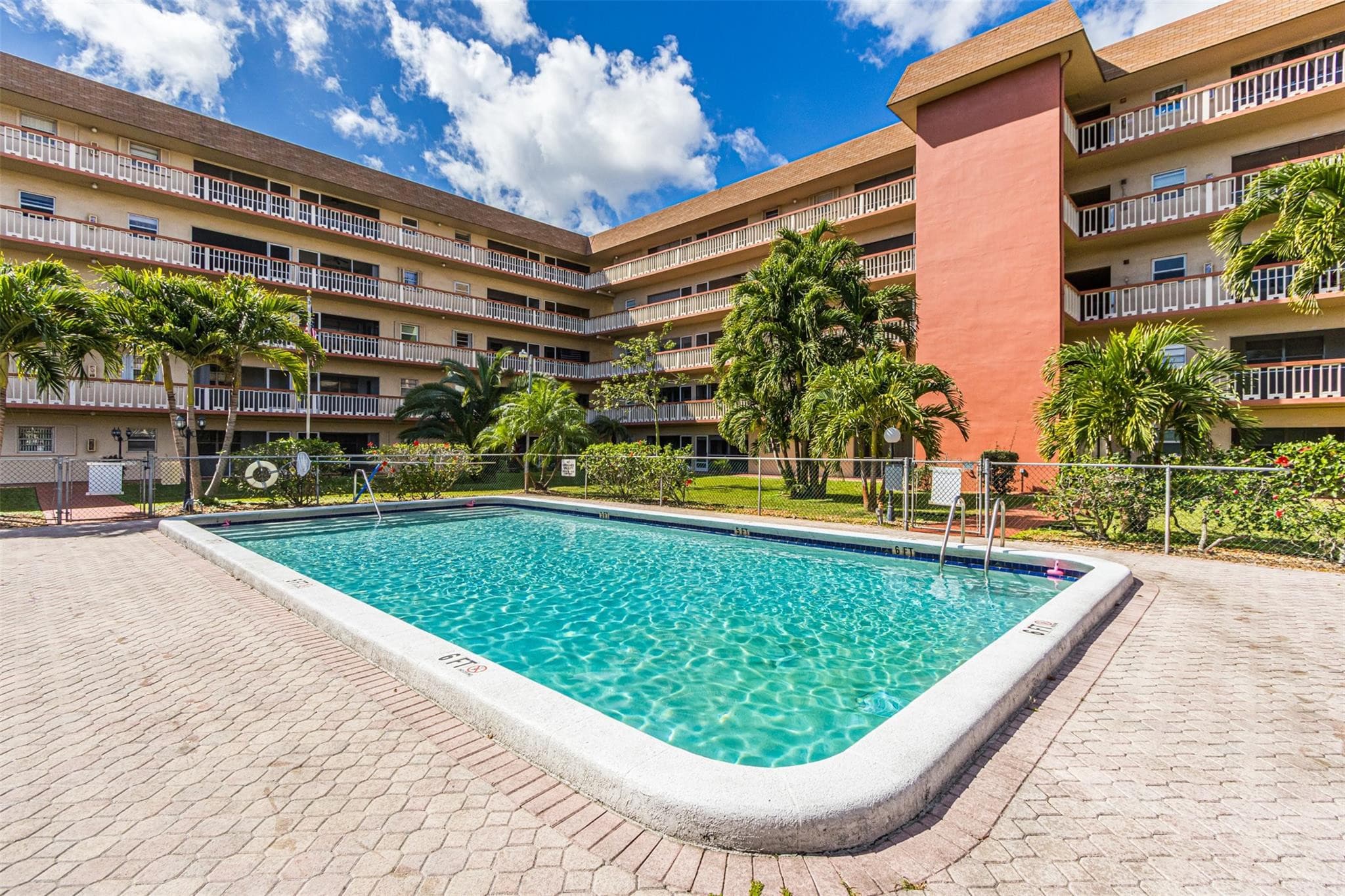5300 Washington Street W414, Hollywood, FL 33021 — photo 39 of 50