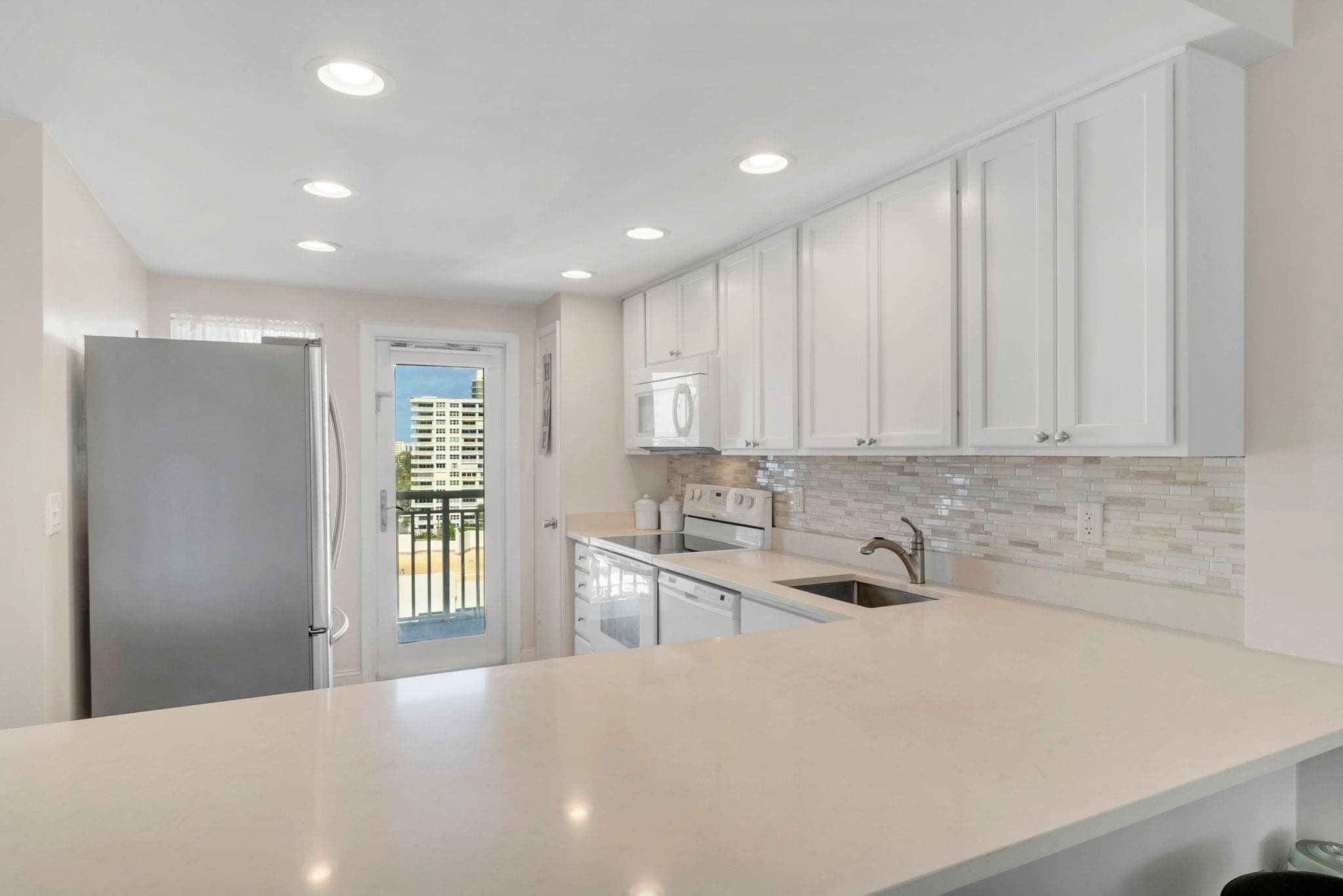 750 N Ocean Boulevard 1105, Pompano Beach, FL 33062 — photo 14 of 74