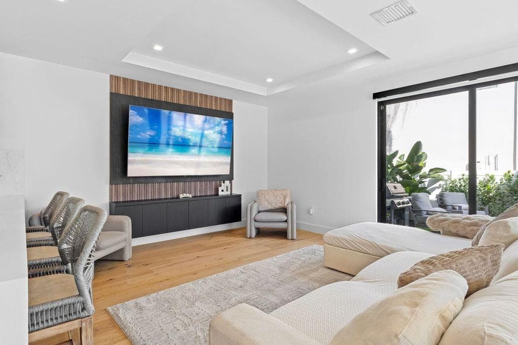 705 SW 8th Terrace, Fort Lauderdale, FL 33315 — photo 26 of 56
