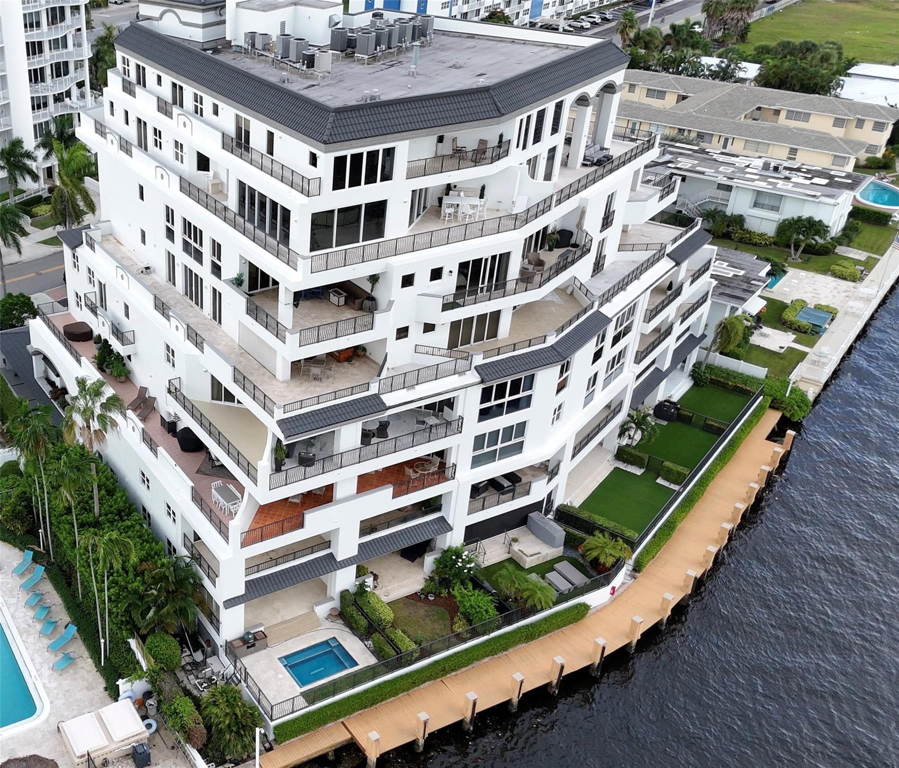 615 Bayshore Drive 301, Fort Lauderdale, FL 33304 — photo 21 of 70