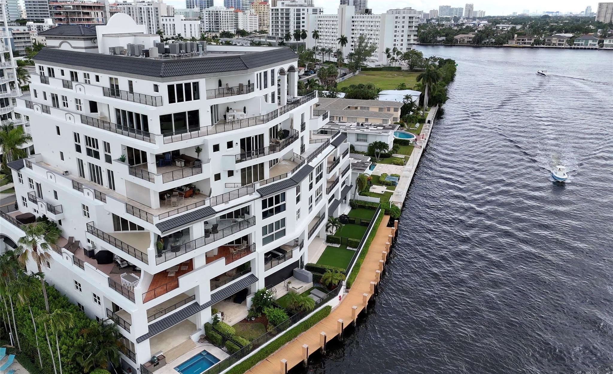 615 Bayshore Drive 301, Fort Lauderdale, FL 33304 — photo 54 of 70