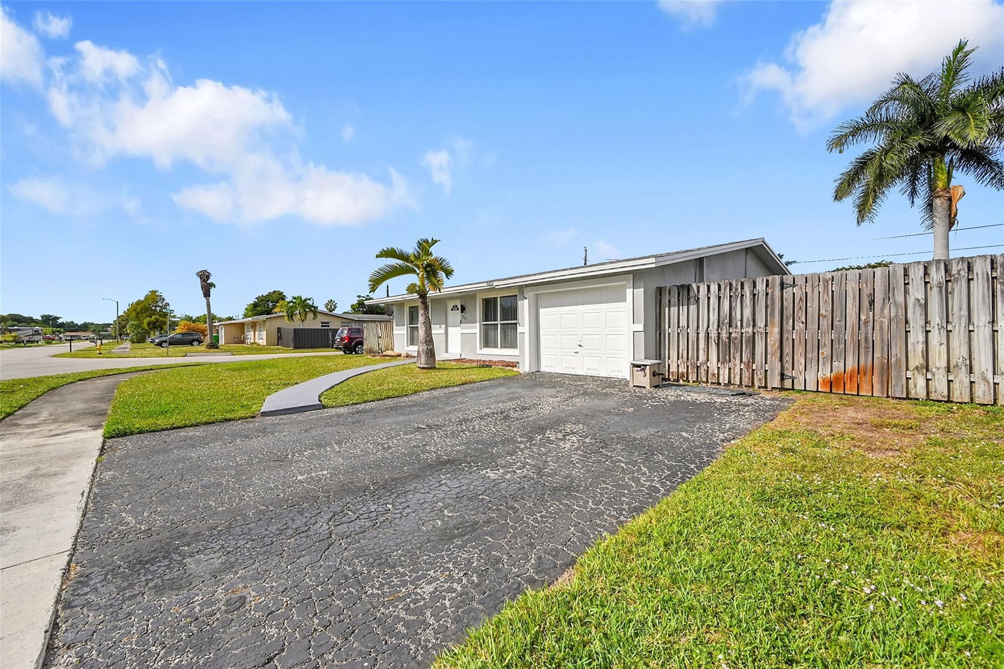 9661 NW 24th Place, Sunrise, FL 33322 — photo 5 of 42