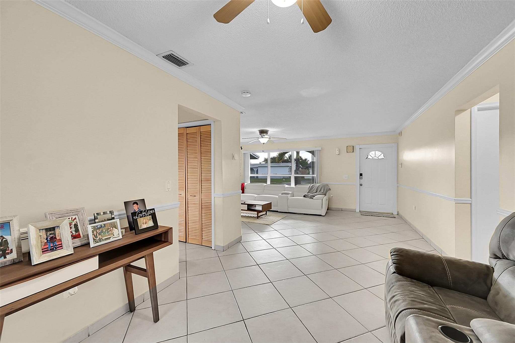9661 NW 24th Place, Sunrise, FL 33322 — photo 10 of 42