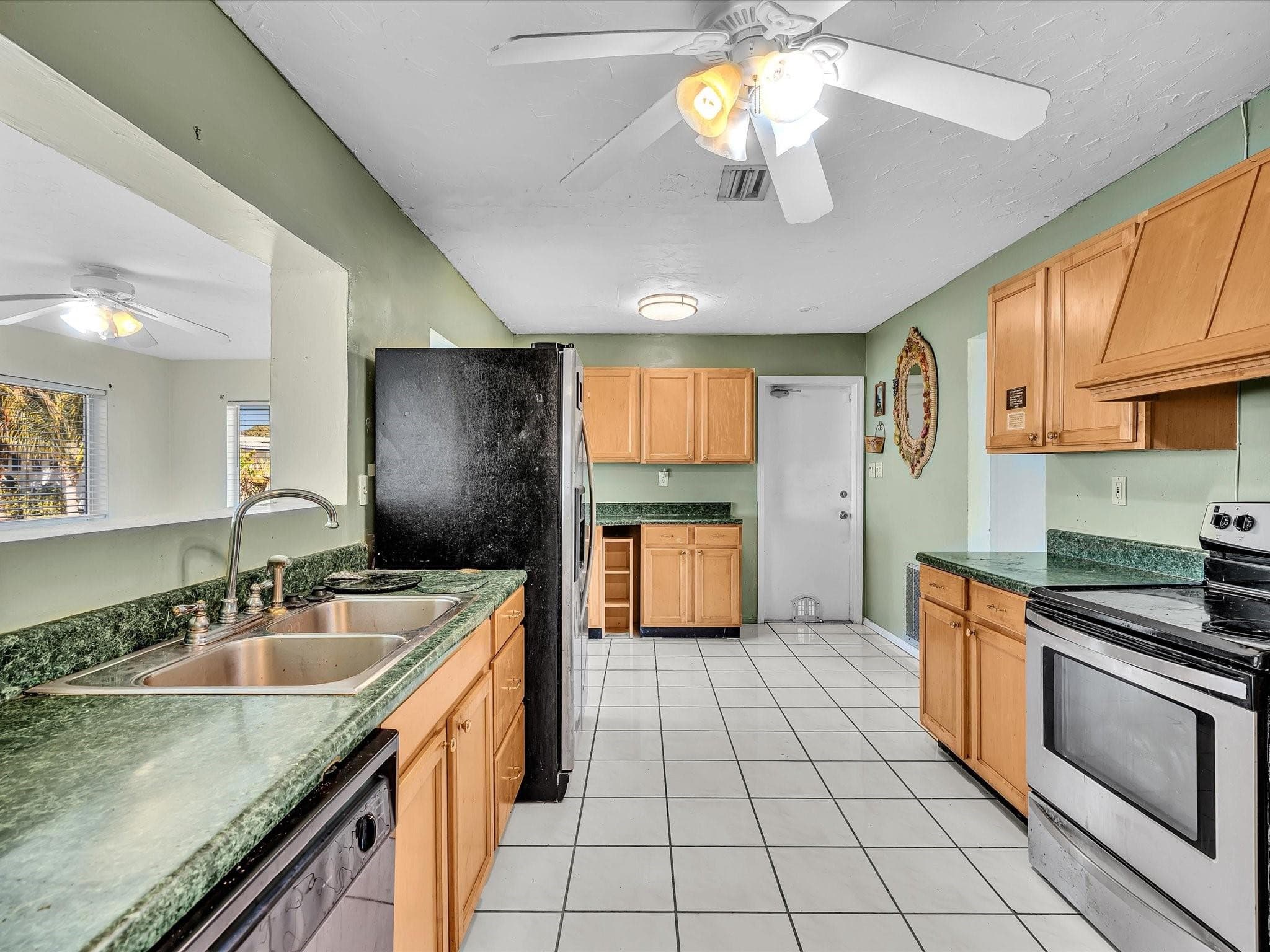 5711 NW 84th Avenue, Tamarac, FL 33321 — photo 19 of 45
