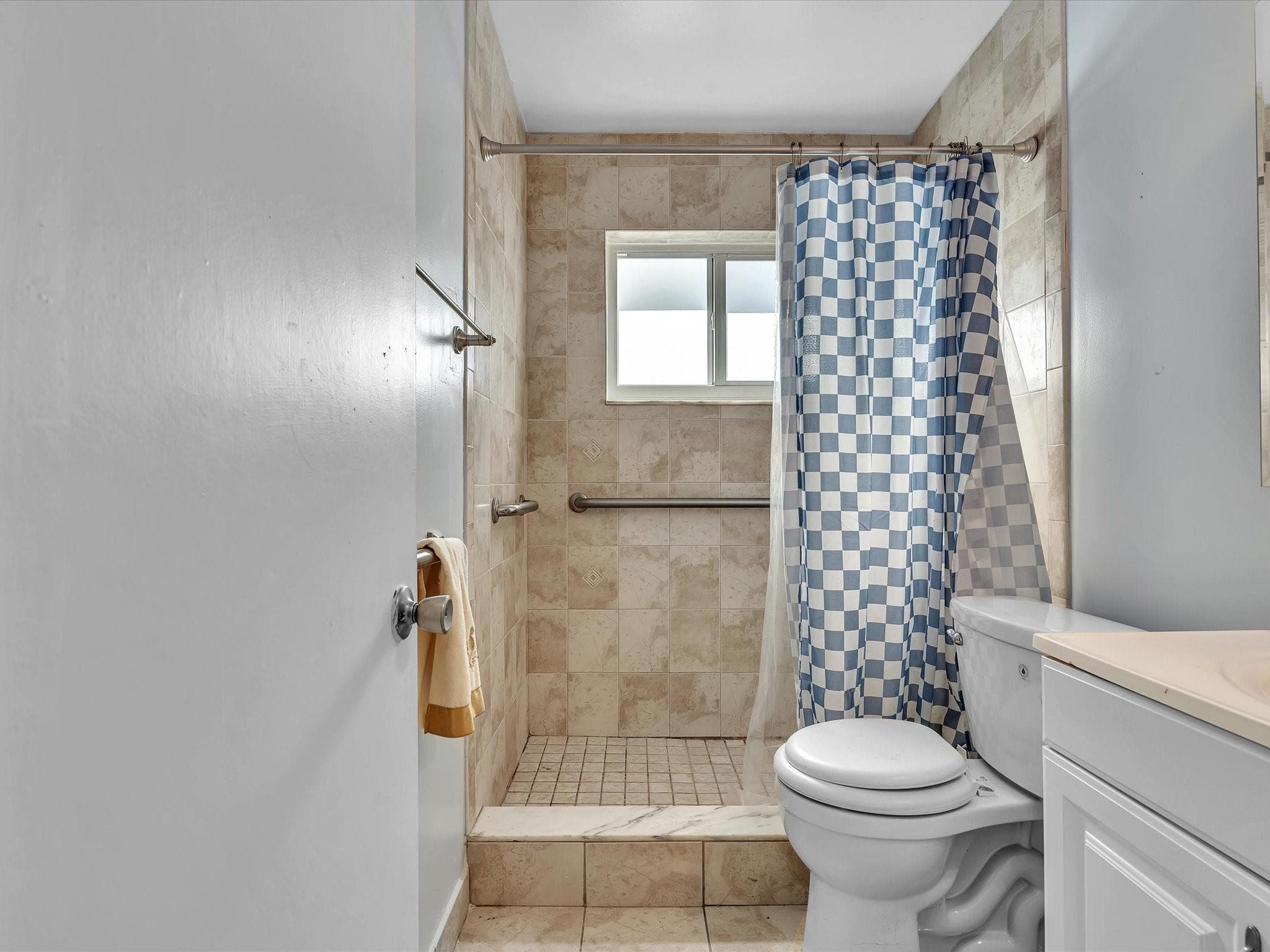 5711 NW 84th Avenue, Tamarac, FL 33321 — photo 36 of 45