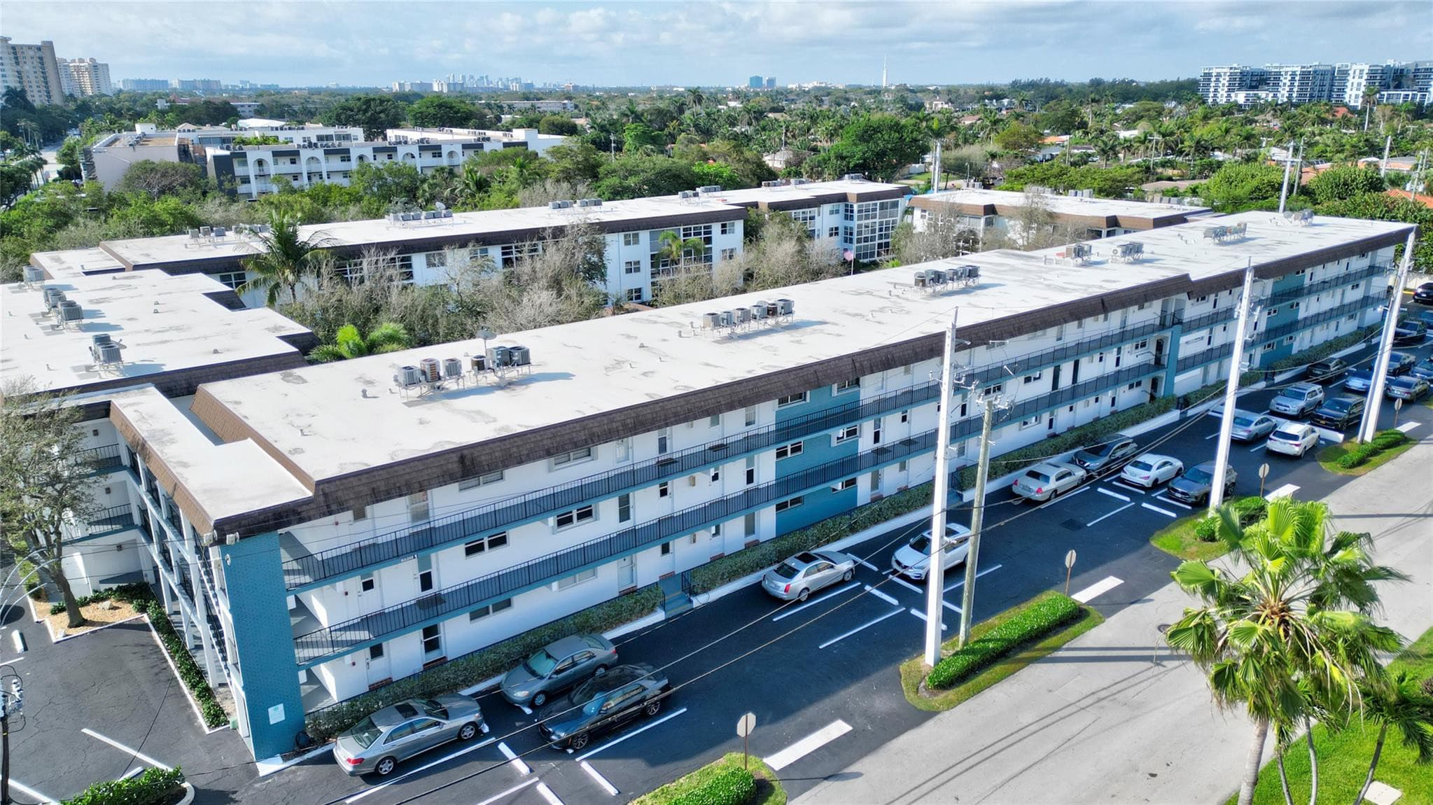 1501 S Ocean Boulevard 325, Lauderdale-By-The-Sea, FL 33062 — photo 29 of 35