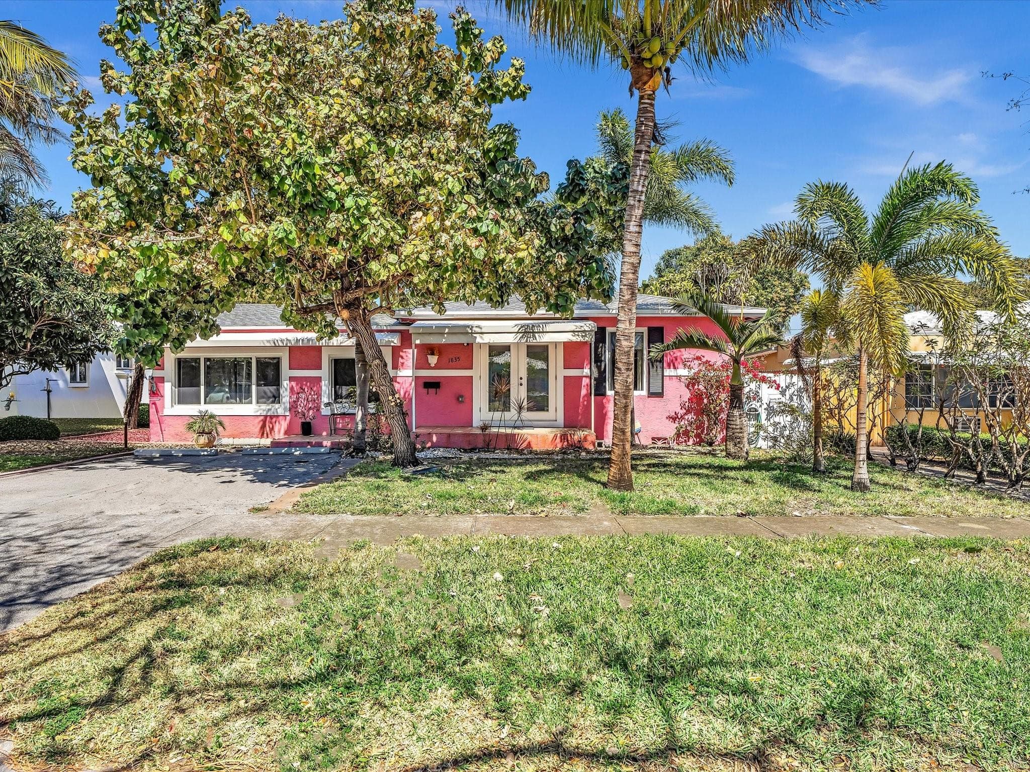 1835 Roosevelt Street, Hollywood, FL 33020 — photo 6 of 49