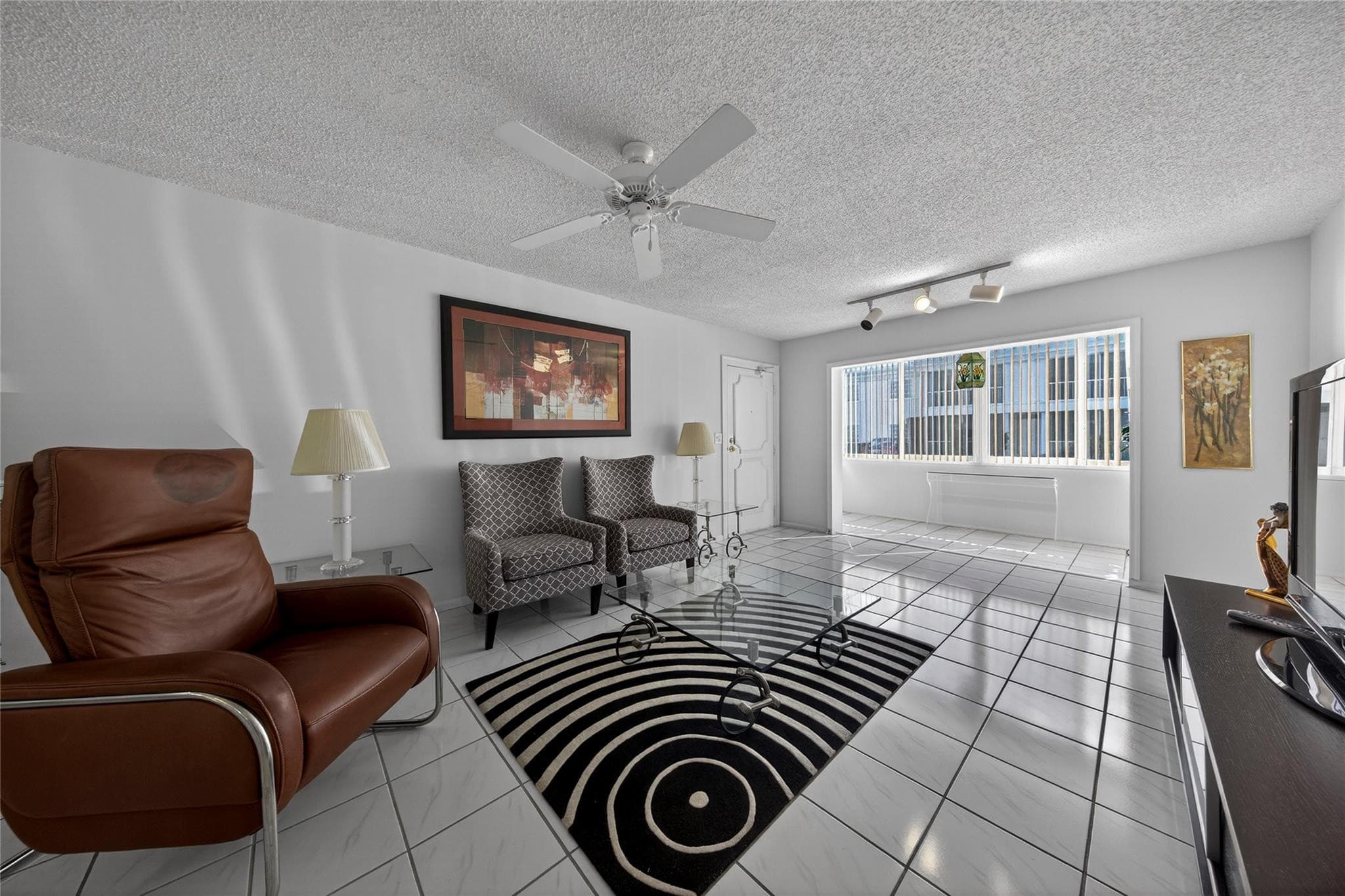 6253 Bay Club Drive 1, Fort Lauderdale, FL 33308 — photo 1 of 58