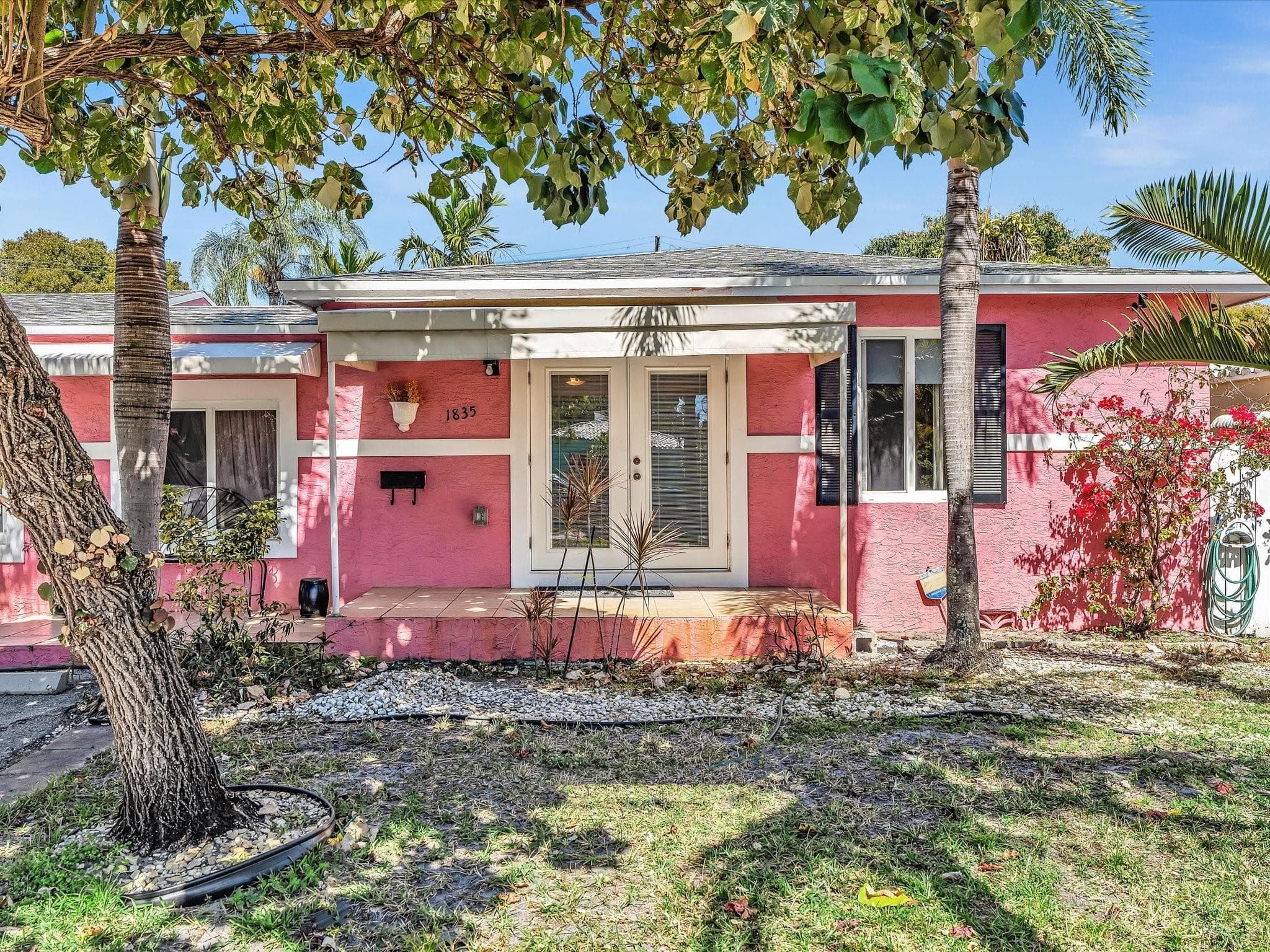 1835 Roosevelt Street, Hollywood, FL 33020 — photo 7 of 49