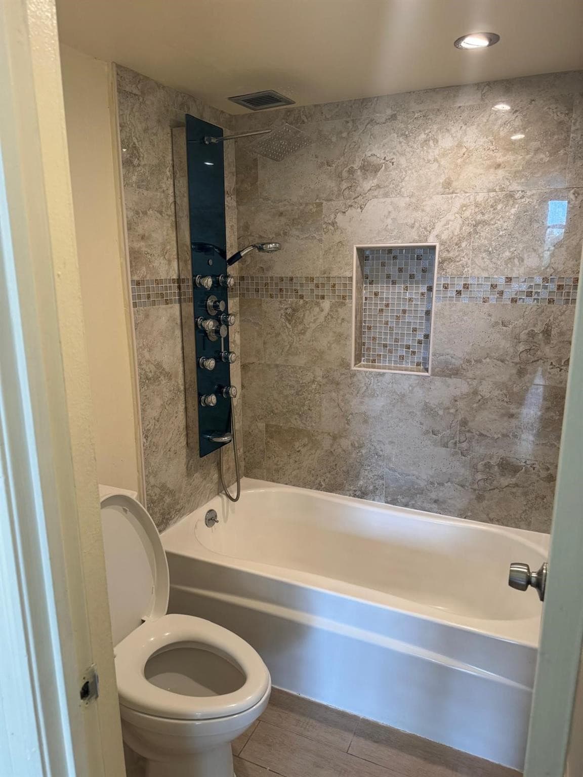 7041 Environ Boulevard 326, Lauderhill, FL 33319 — photo 7 of 29