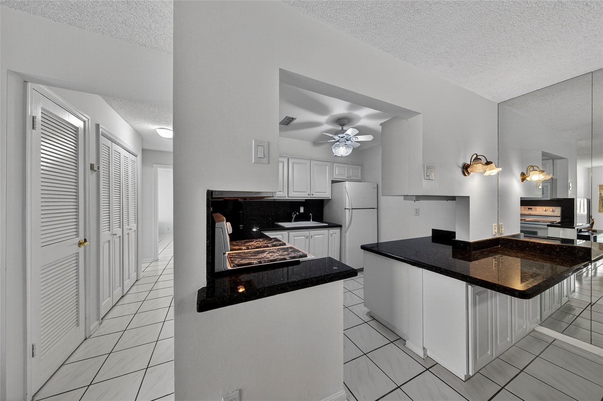 6253 Bay Club Drive 1, Fort Lauderdale, FL 33308 — photo 15 of 58