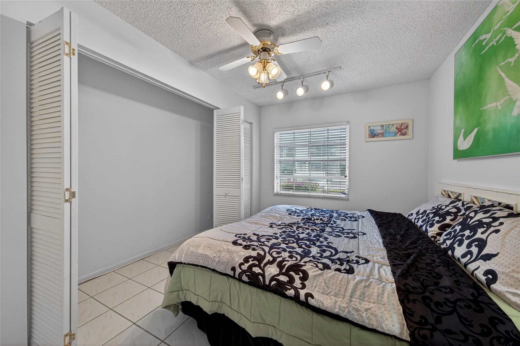 6253 Bay Club Drive 1, Fort Lauderdale, FL 33308 — photo 29 of 58