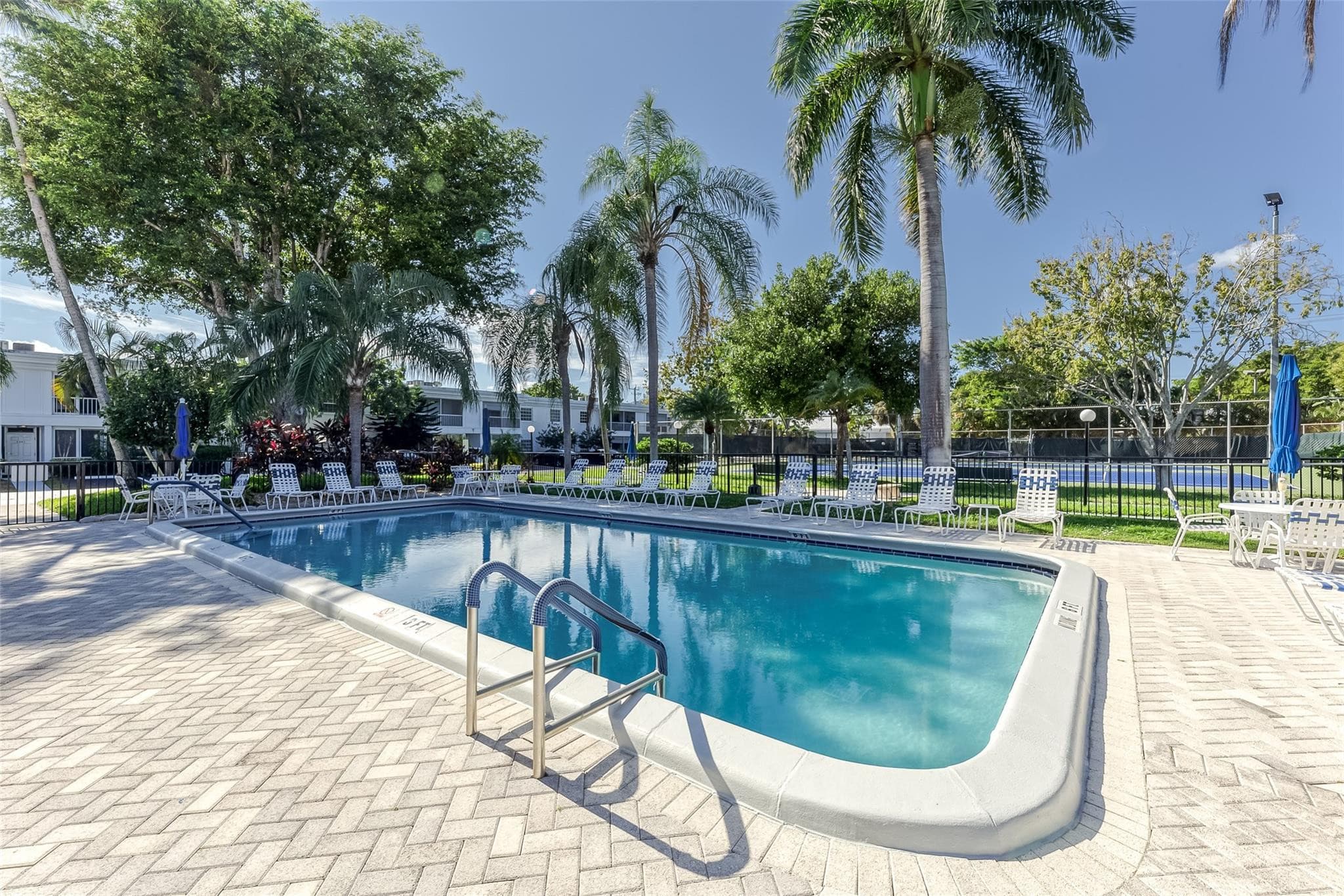 6253 Bay Club Drive 1, Fort Lauderdale, FL 33308 — photo 37 of 58