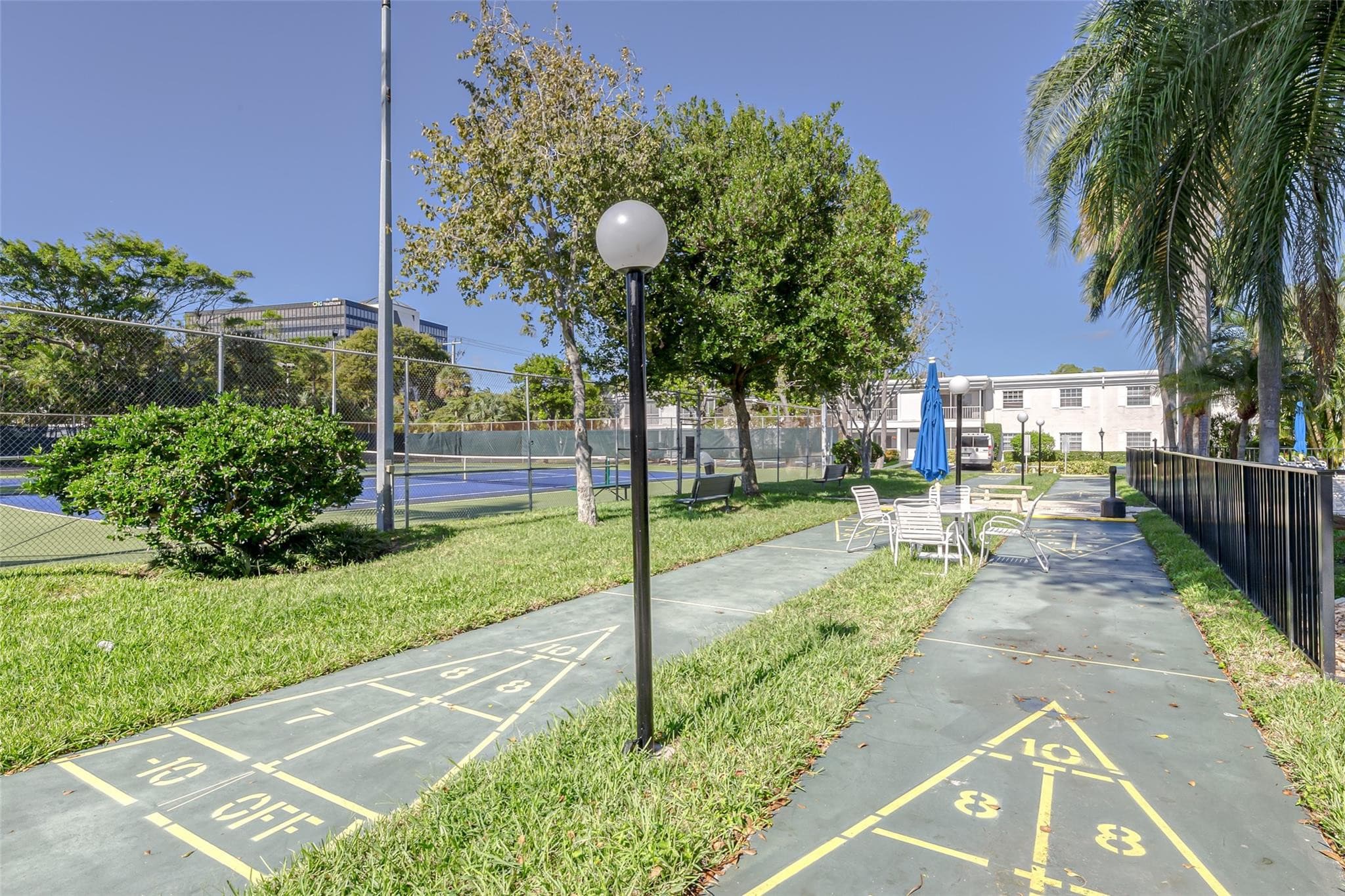 6253 Bay Club Drive 1, Fort Lauderdale, FL 33308 — photo 43 of 58