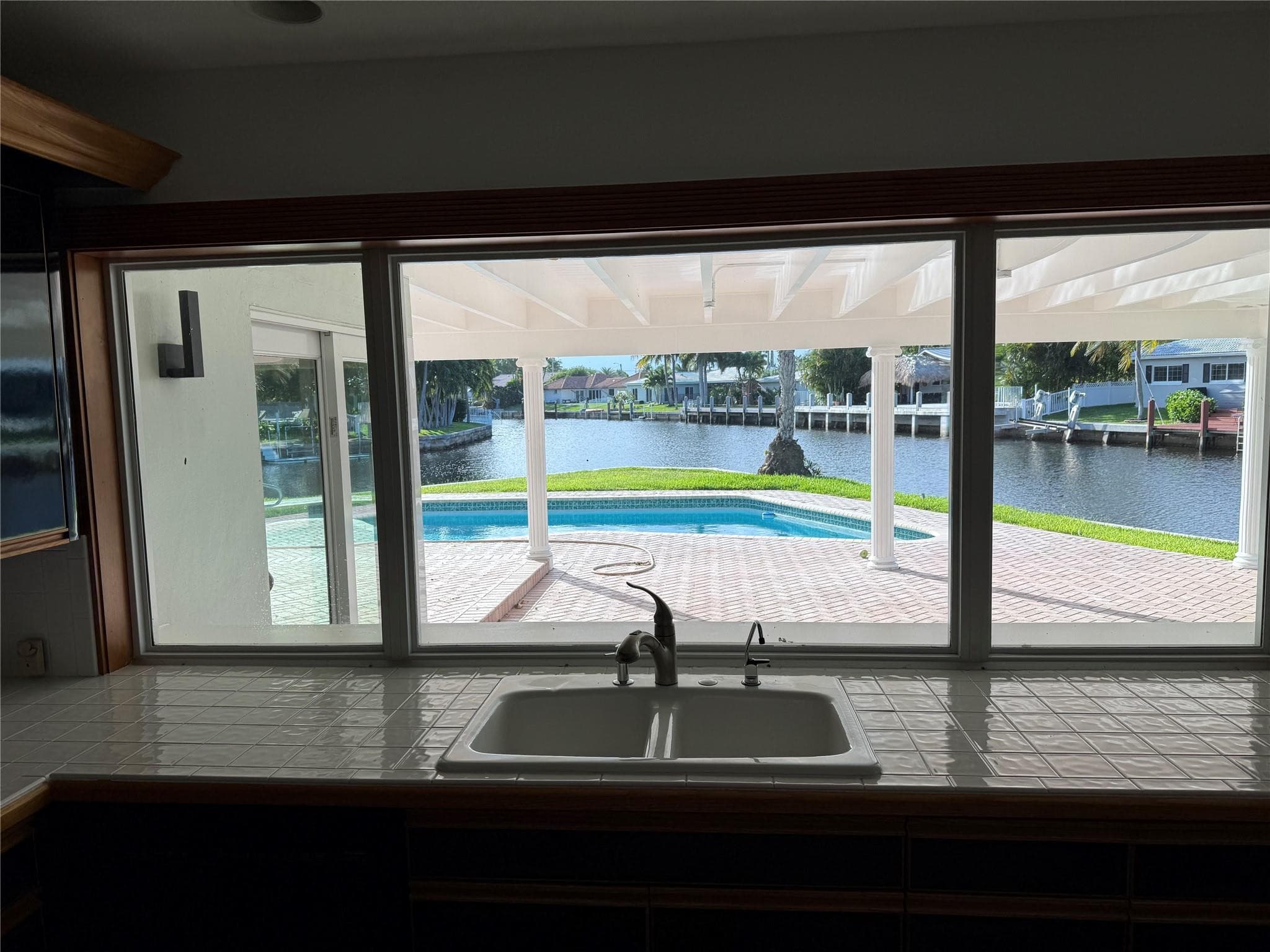 5251 NE 29th Avenue, Fort Lauderdale, FL 33308 — photo 5 of 6