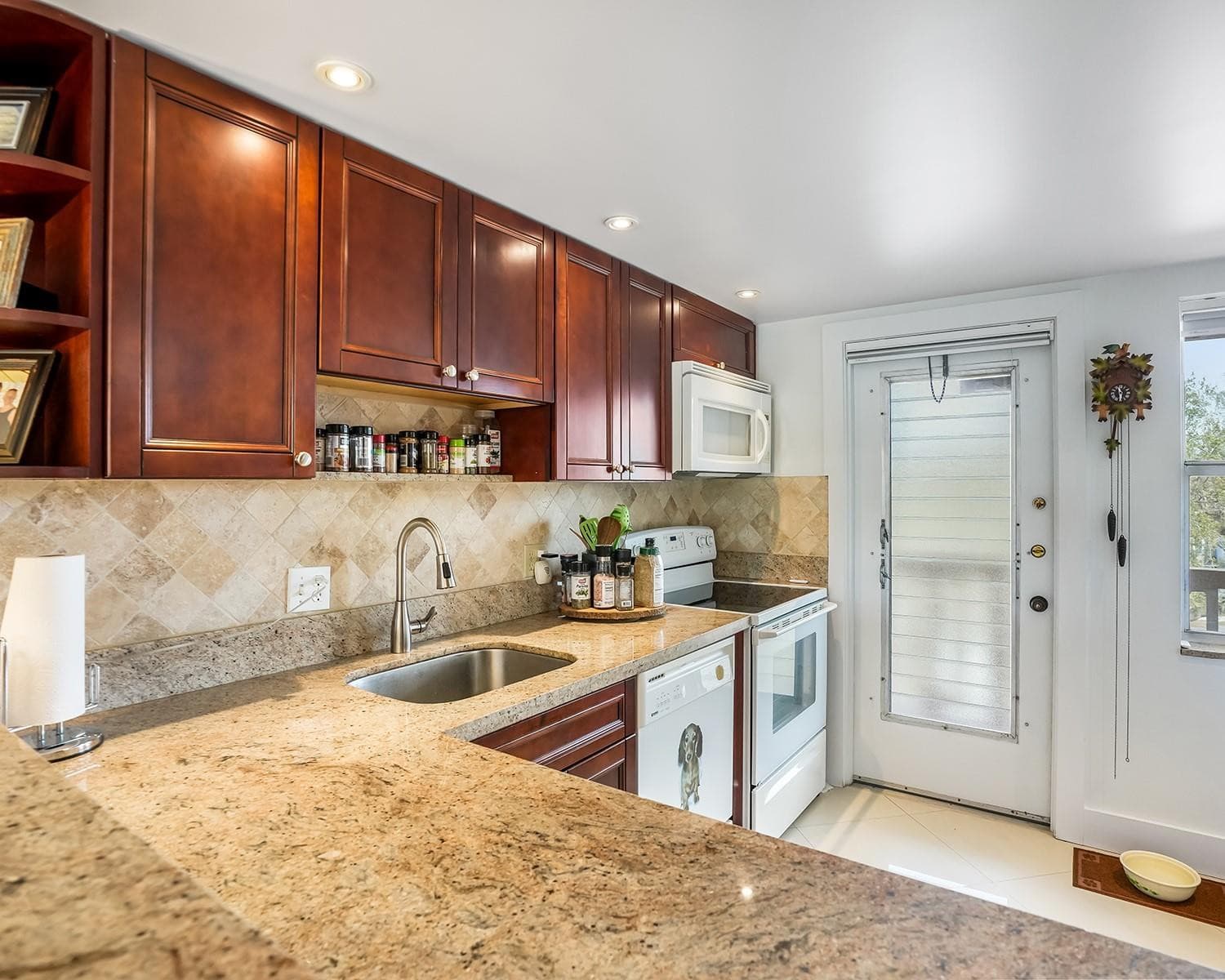 4700 Washington Street 301, Hollywood, FL 33021 — photo 12 of 28
