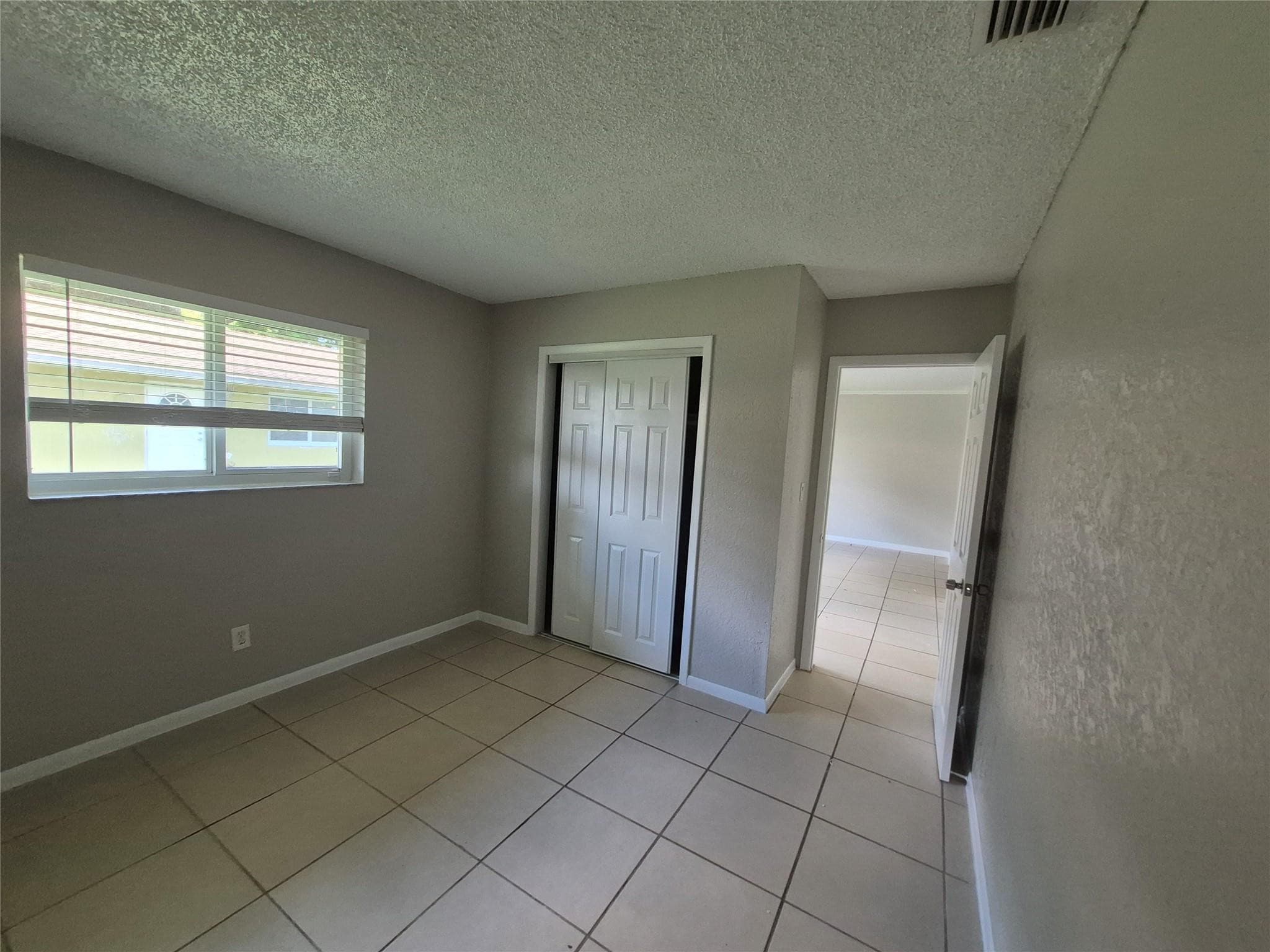 727 NW 1st Avenue 2, Fort Lauderdale, FL 33311 — photo 10 of 12