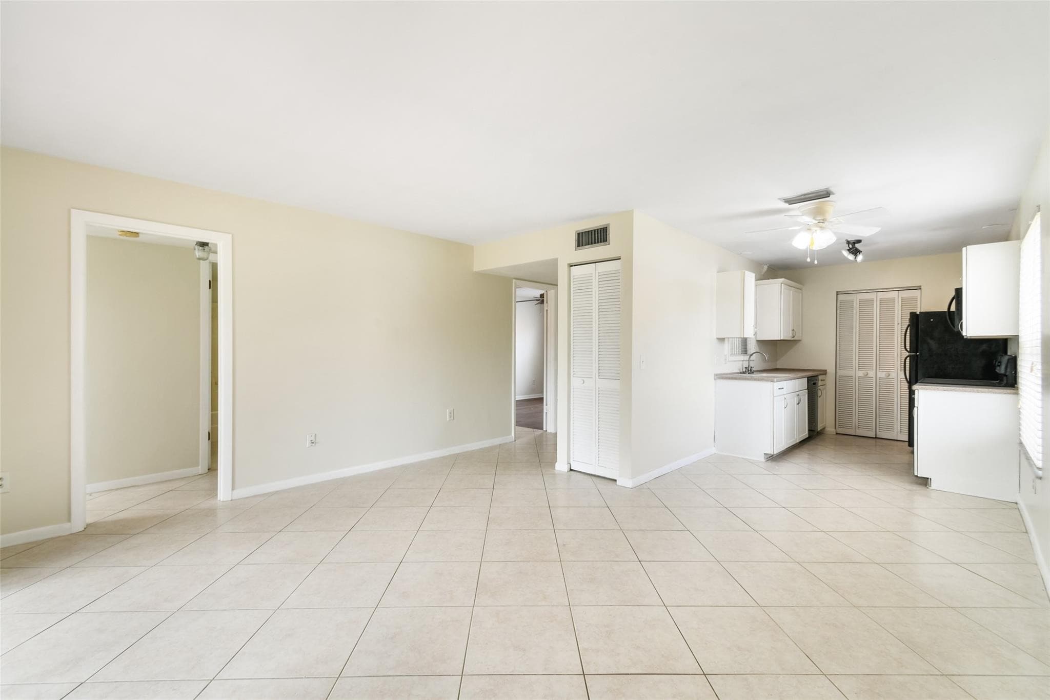 8163 SE Croft Circle C-5, Hobe Sound, FL 33455 — photo 6 of 28